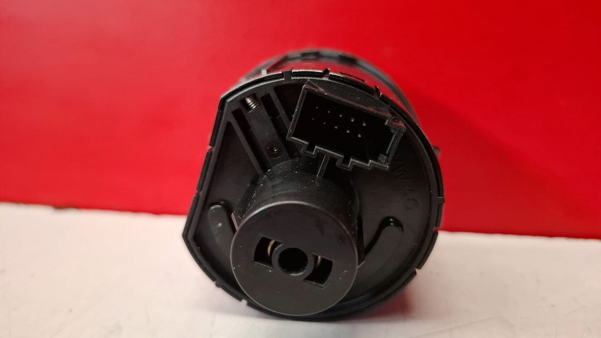 Mando Luces Volkswagen Polo 2018 5G0941431S