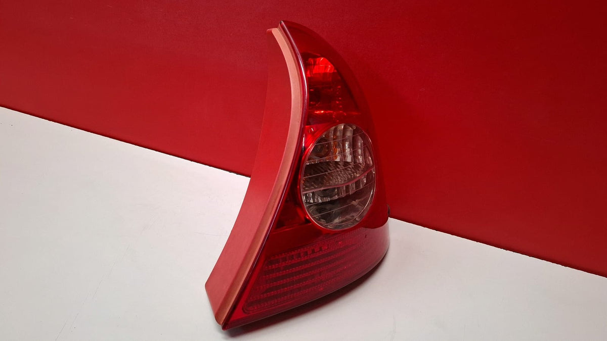 Piloto Trasero Derecho Renault Clio 2004 8200071414 8200071414