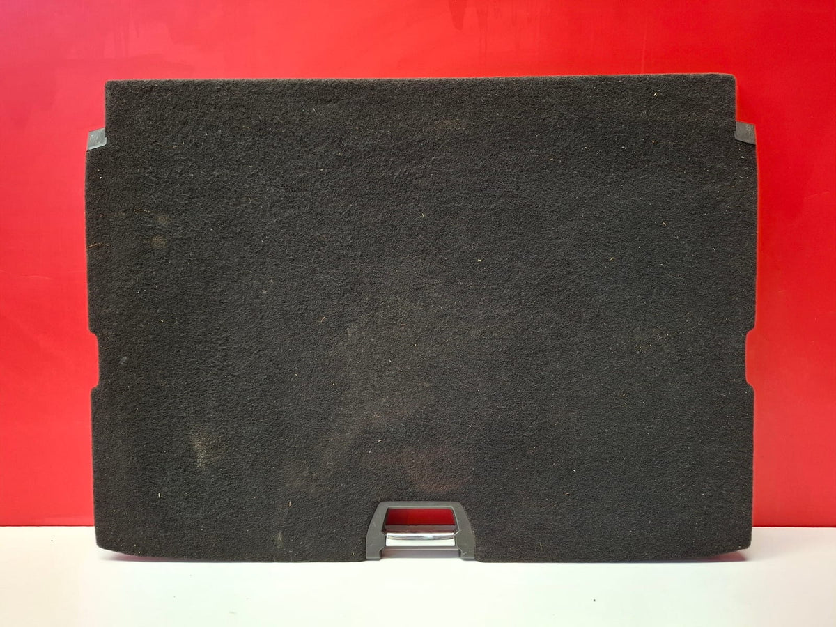 Tapa Revesimiento Inferior Maletero Peugeot 2008 Año 2020. 5 Puertas Peugeot E-2008 2020 TAPA REVESTIMIENTO INFERIOR MALETERO TAPA REVESTIMIENTO INFERIOR MALETERO