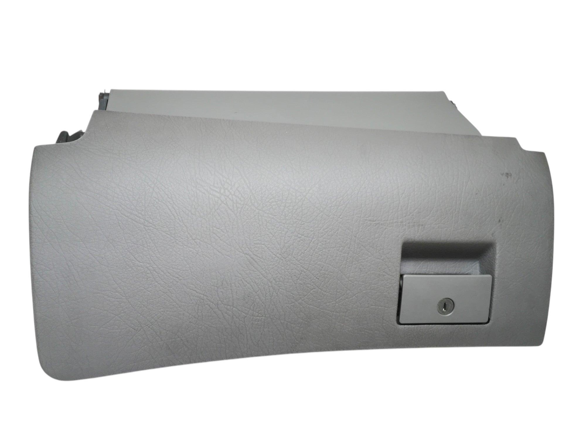 Guantera Audi 100 80 90 A6 S4 C4 - 4A1857035B