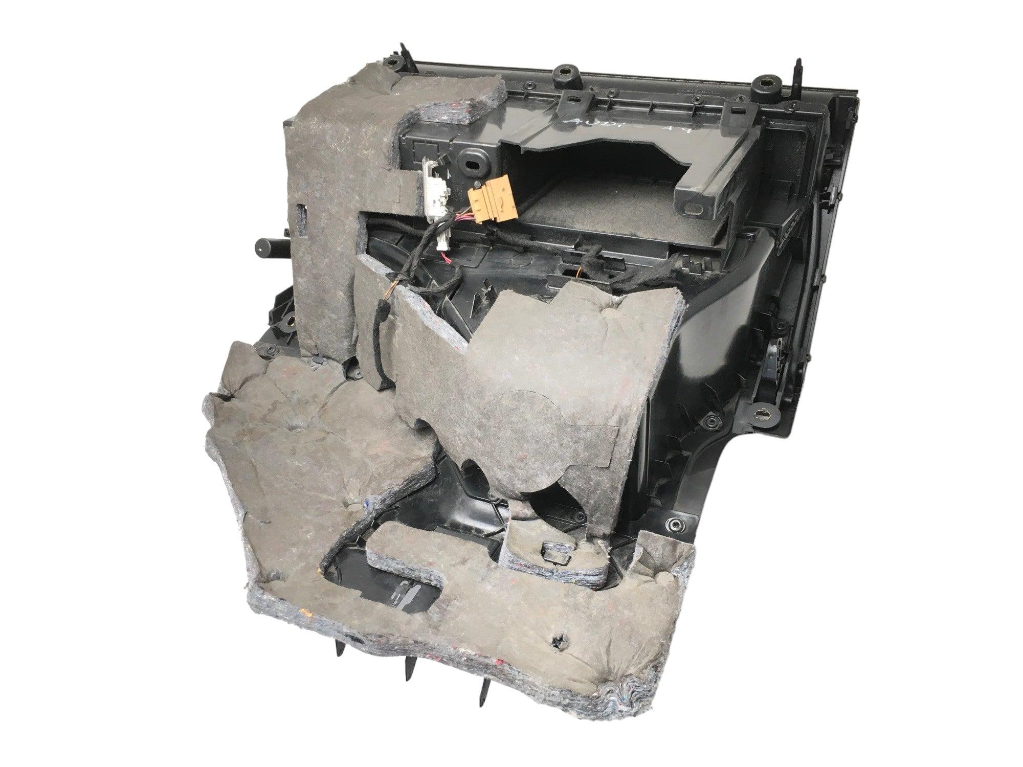 Guantera Audi A4 B7 / Seat Exeo - 8E1857035