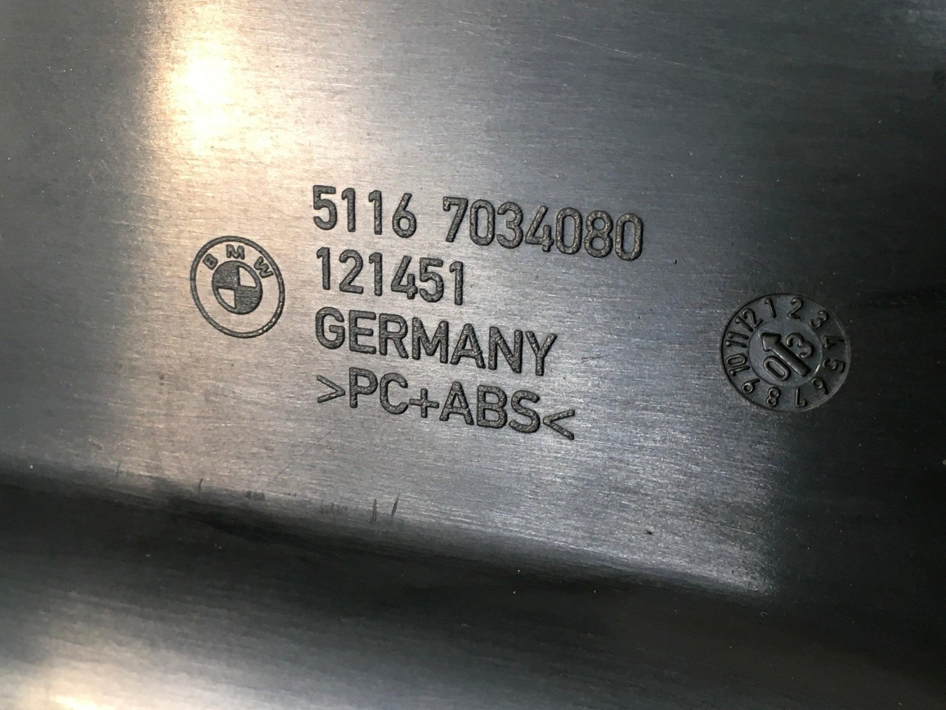 Guantera BMW 5 E60/E61 - 51167034080