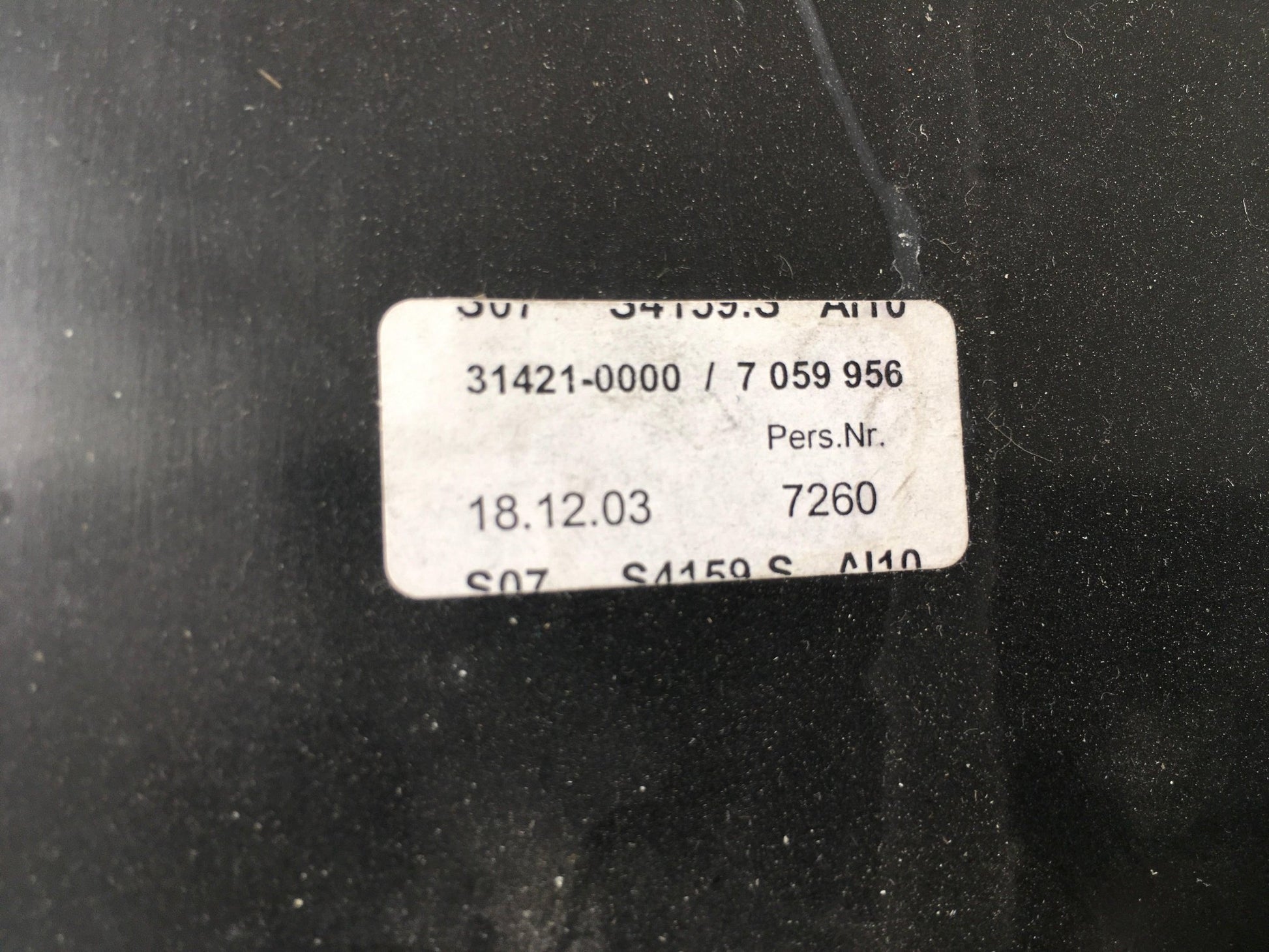 Guantera consola central BMW E60/E61 - 7059956