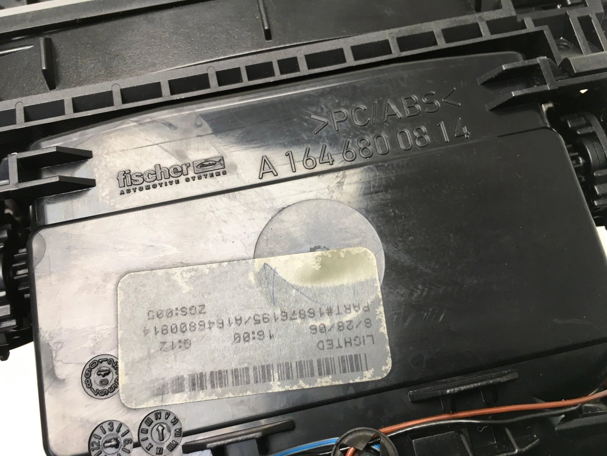 Guantera Consola Central Mercedes W164 - A1646800814