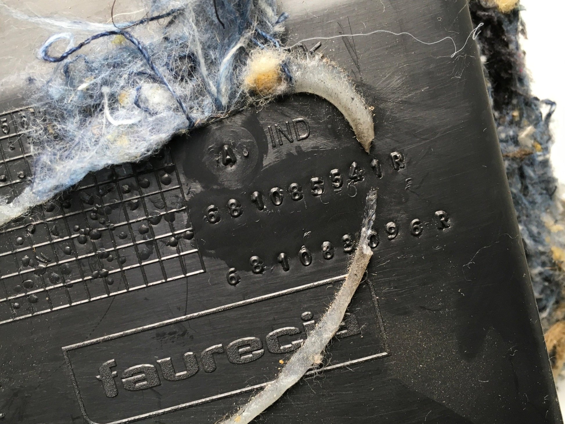 Guantera Mercedes Citan W415 - 681085541R