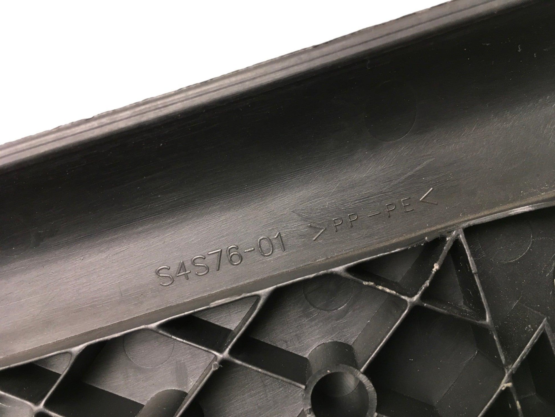 Guantera Porsche Cayenne 9PA - S4S7601