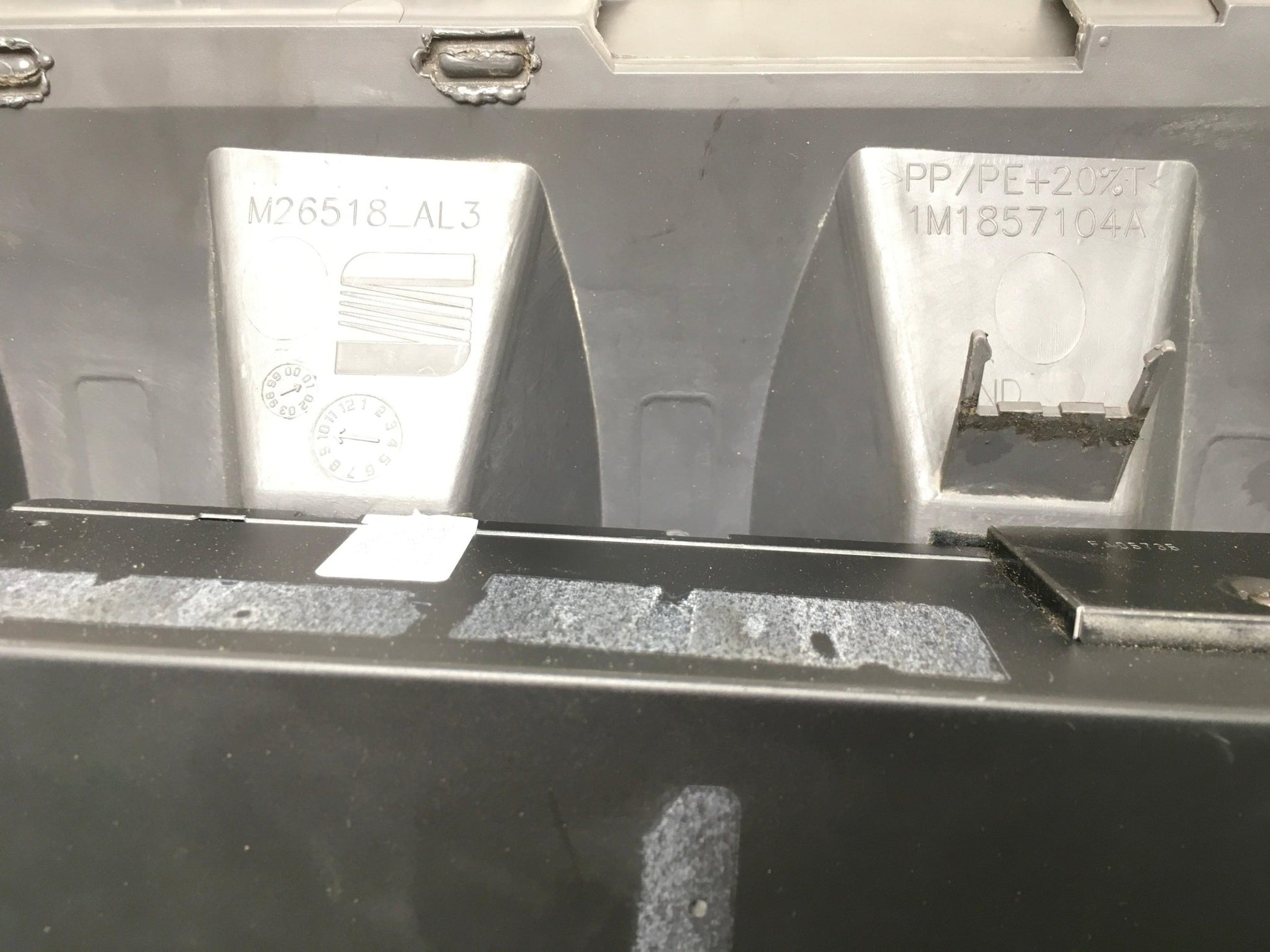 Guantera Seat Leon Toledo 1M - 1M1857104A