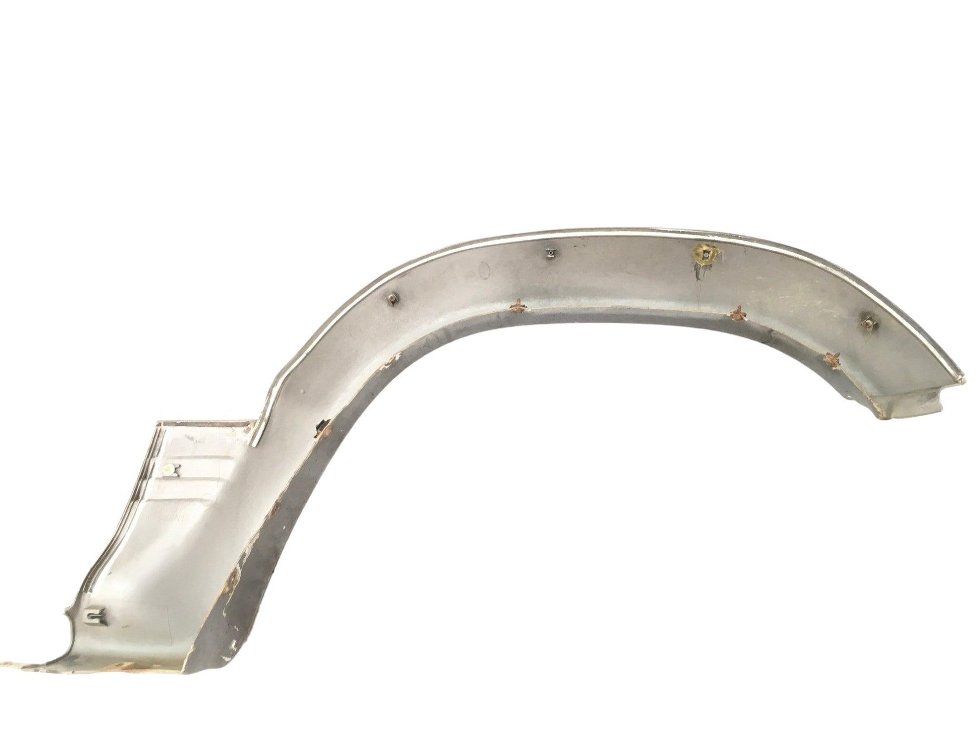 Guardabarros del izq Mitsubishi Pajero II - MB679791_