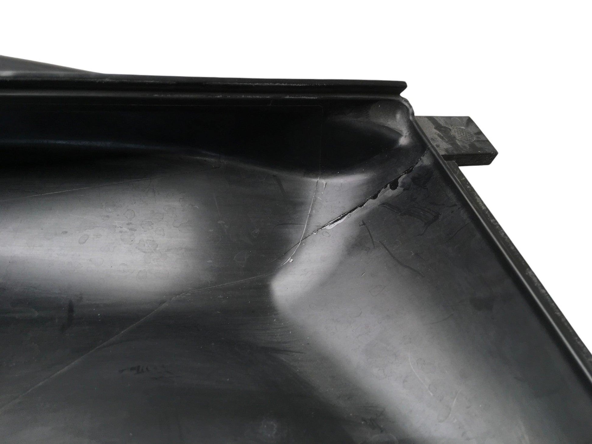 Guia derecha intercooler Porsche 911 992 - 992145928C