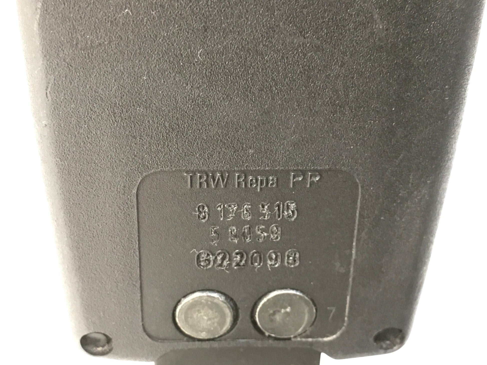 Hebilla cinturon tra dcho BMW E39 - 8176515