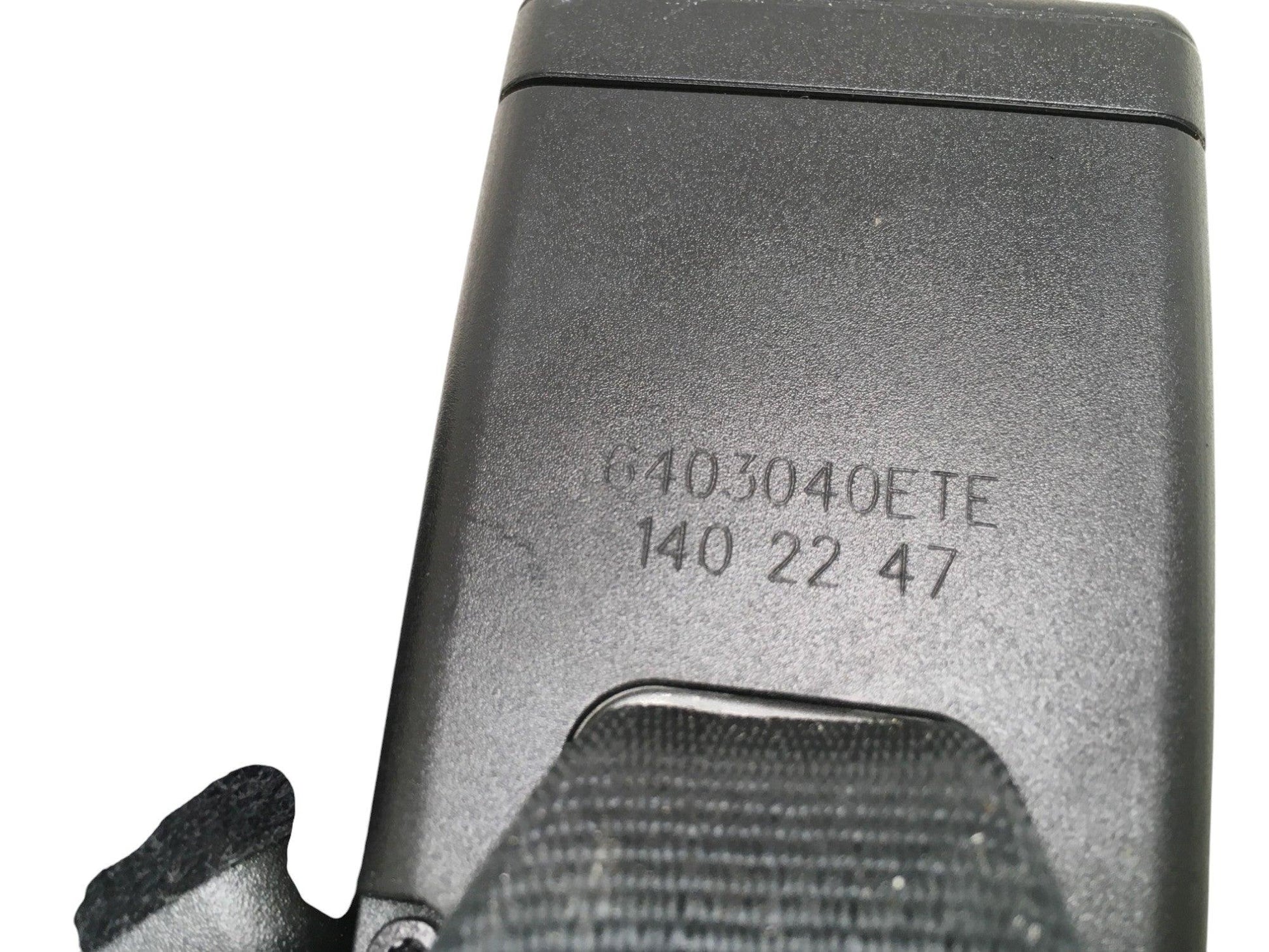 Hebilla cinturon tra dcho central Opel Corsa F - 6403040ETE