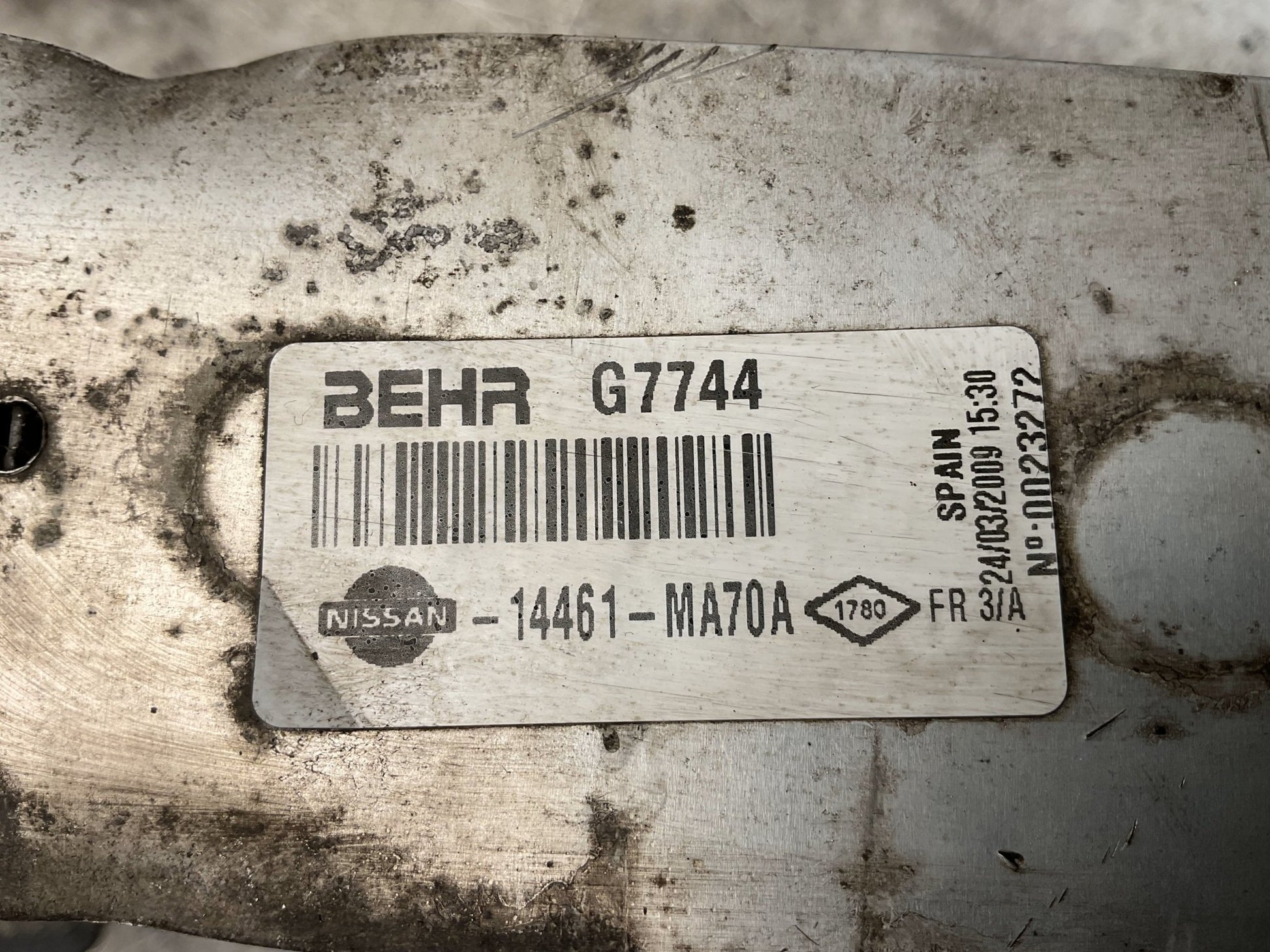 Intercooler Renault Maxity Nissan cabstar F24 - 14461MA70A _