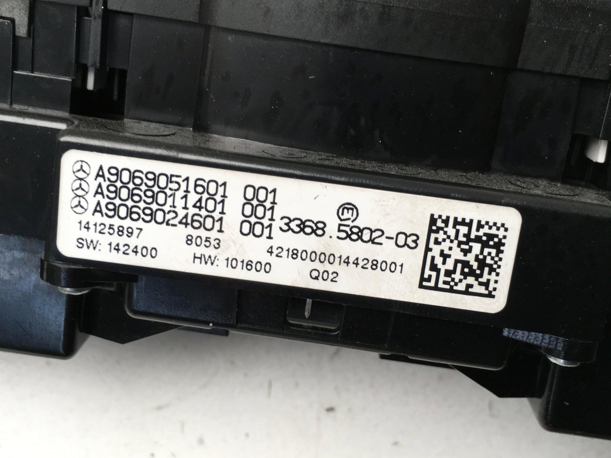 Interruptor advertencia Mercedes W906 - A9069051601