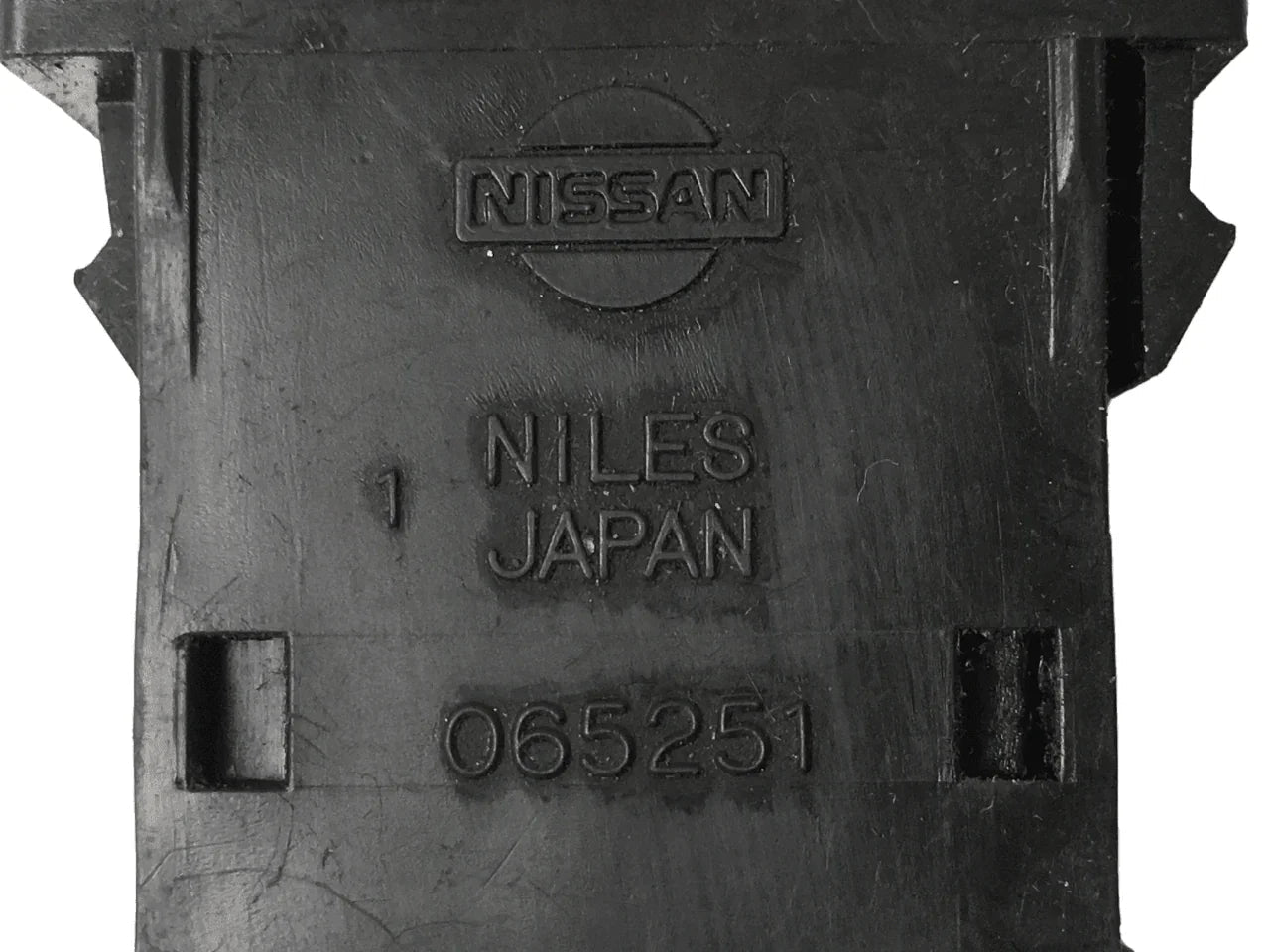 Interruptor antiniebla Nissan 065251