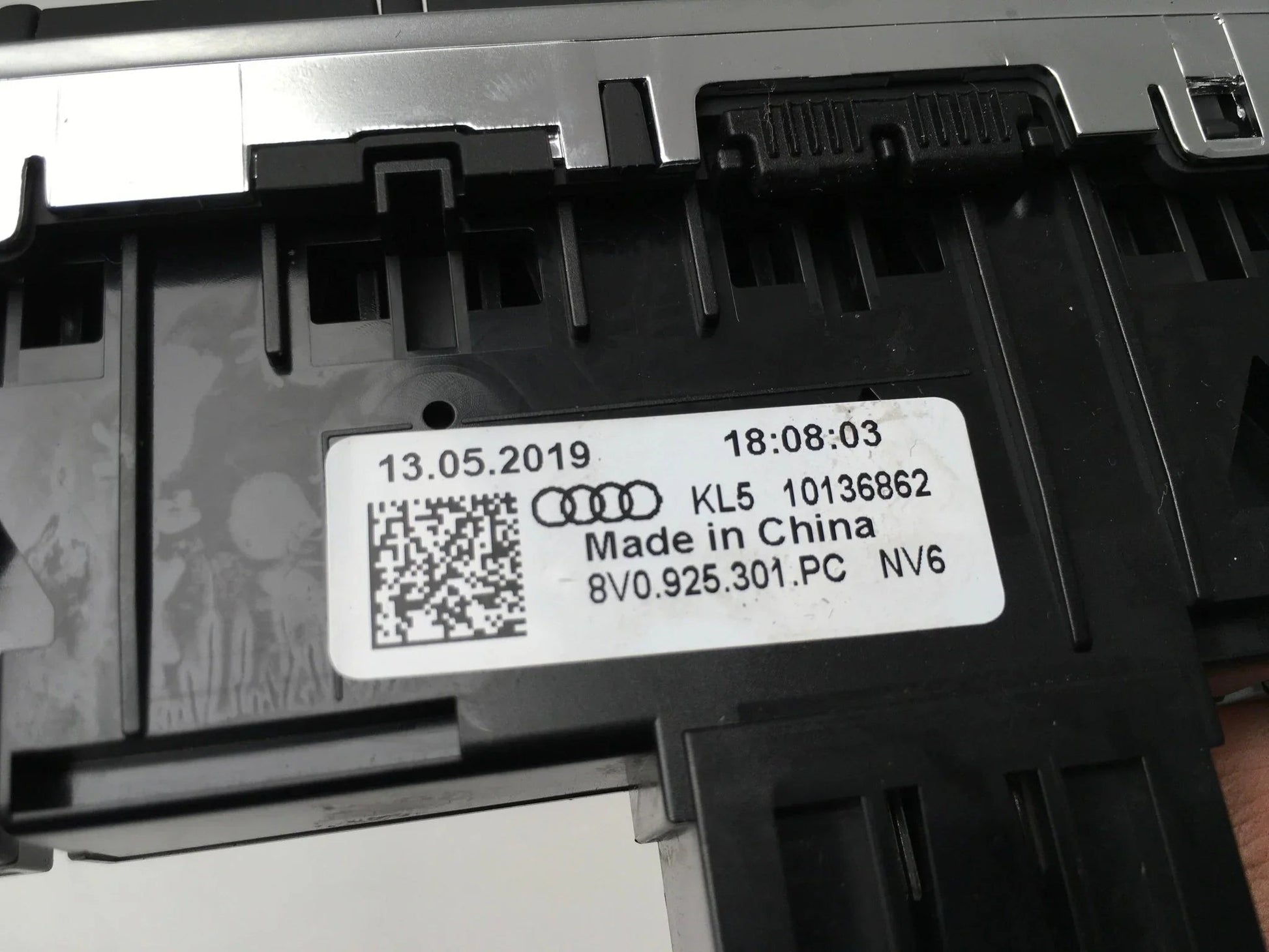 Interruptores Audi 8V0925301PC