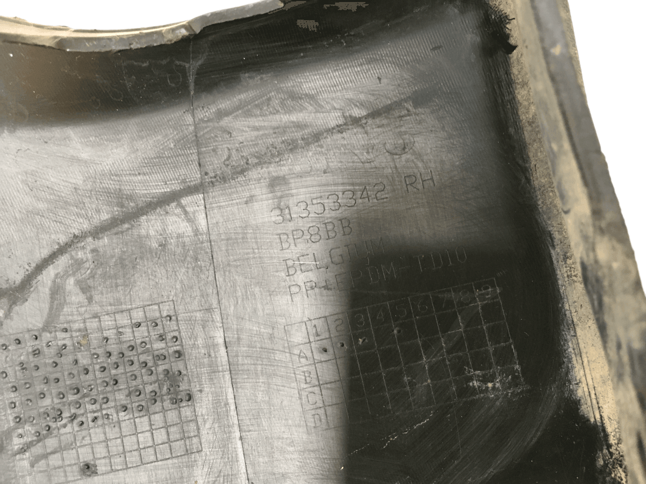 Lateral parachoques del dcho VOLVO V40 - 31353342