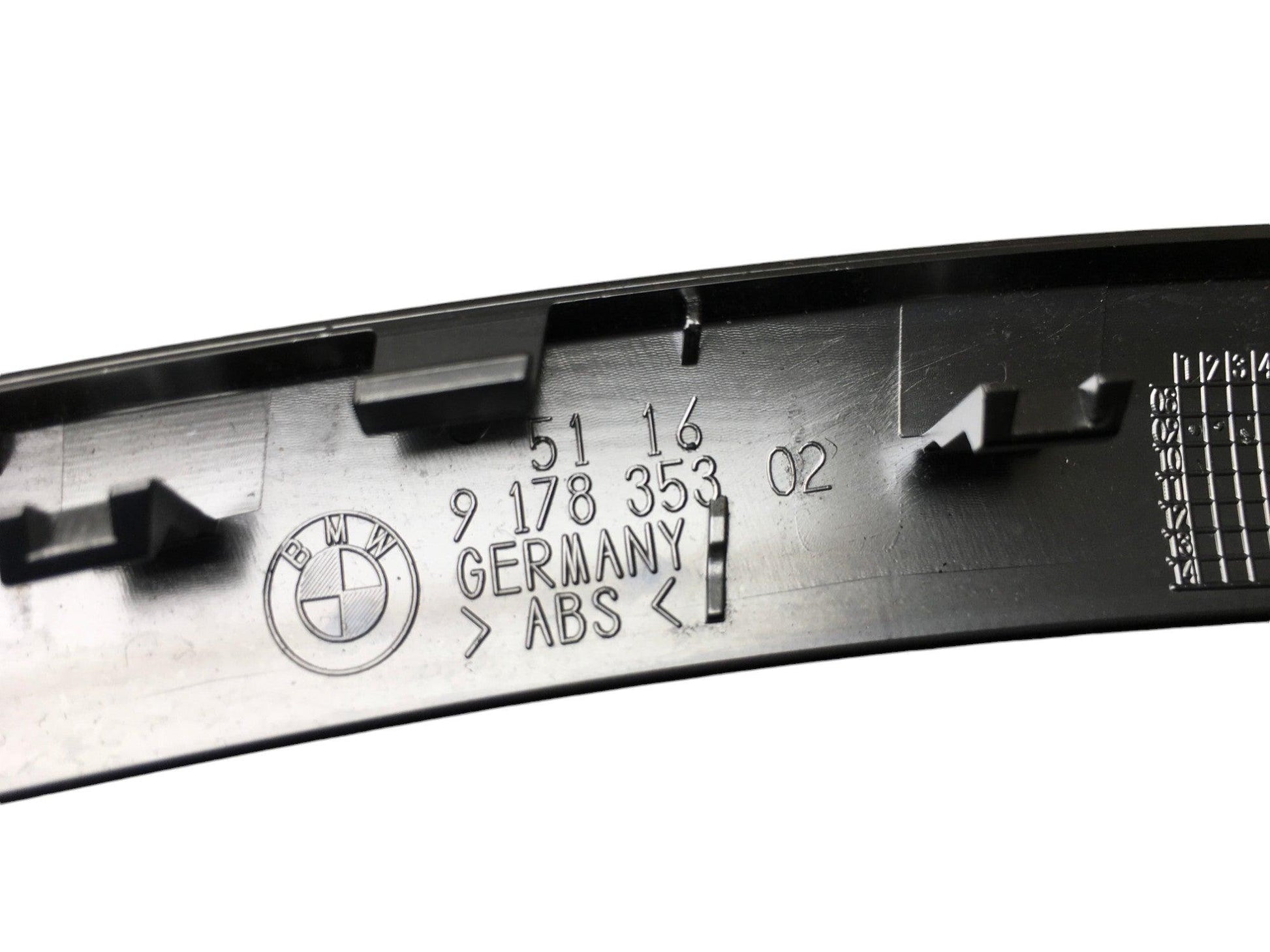 Liston izq Consola central BMW F07 GT - 51169178353