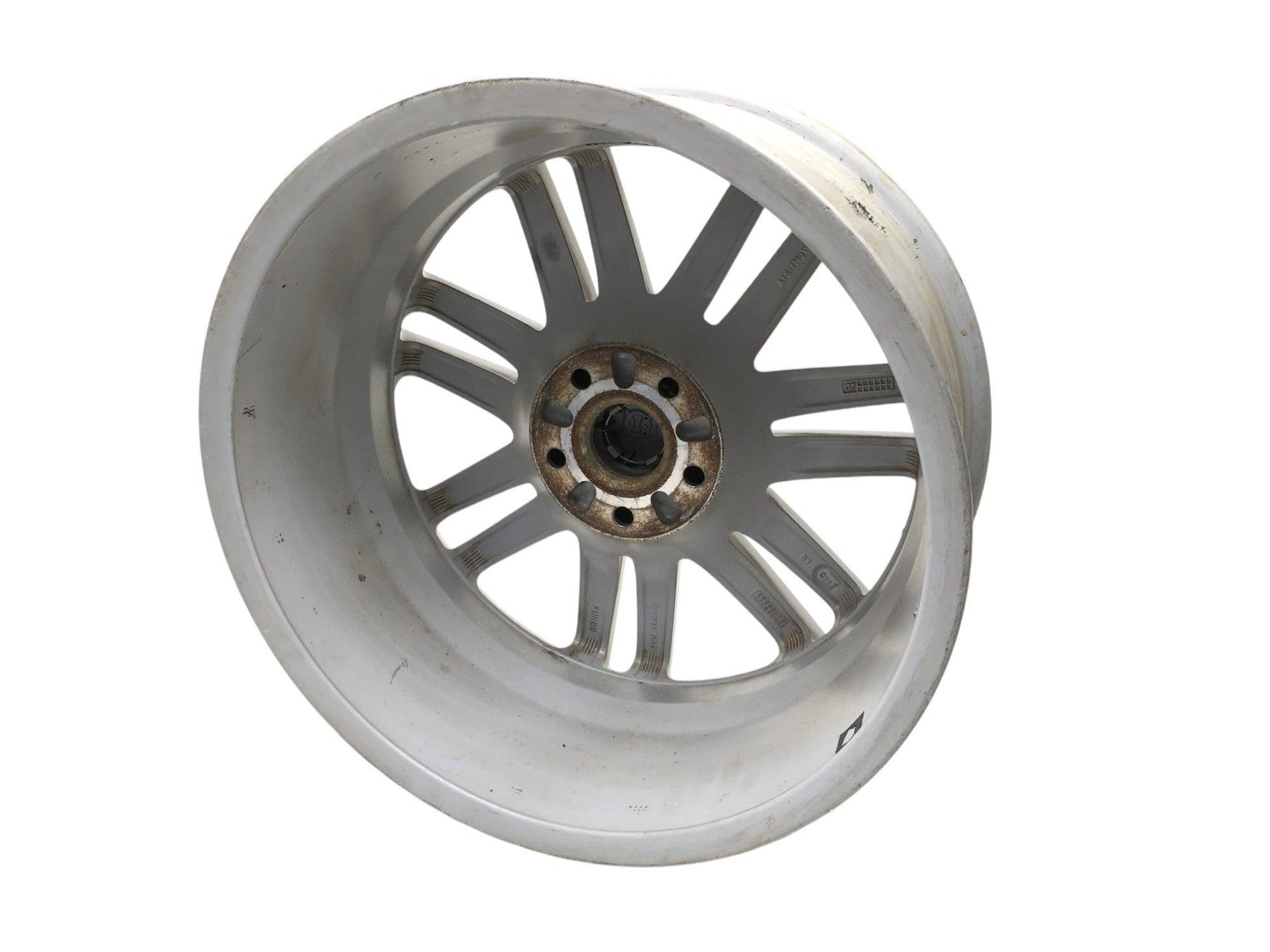 Llanta Audi 4F0601025AD - 4F0601025AD