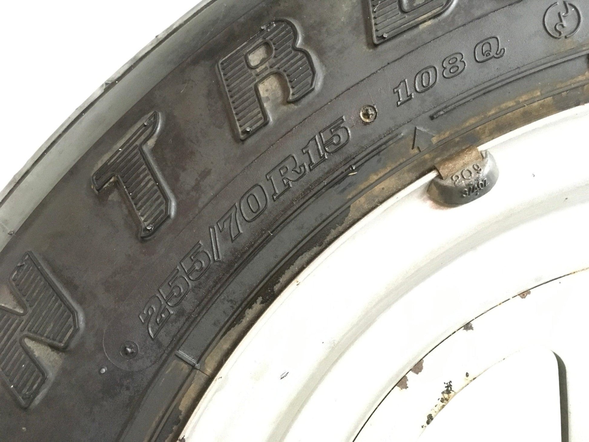 LLanta Daihatsu Feroza / Suzuki Samurai - 4026569313777