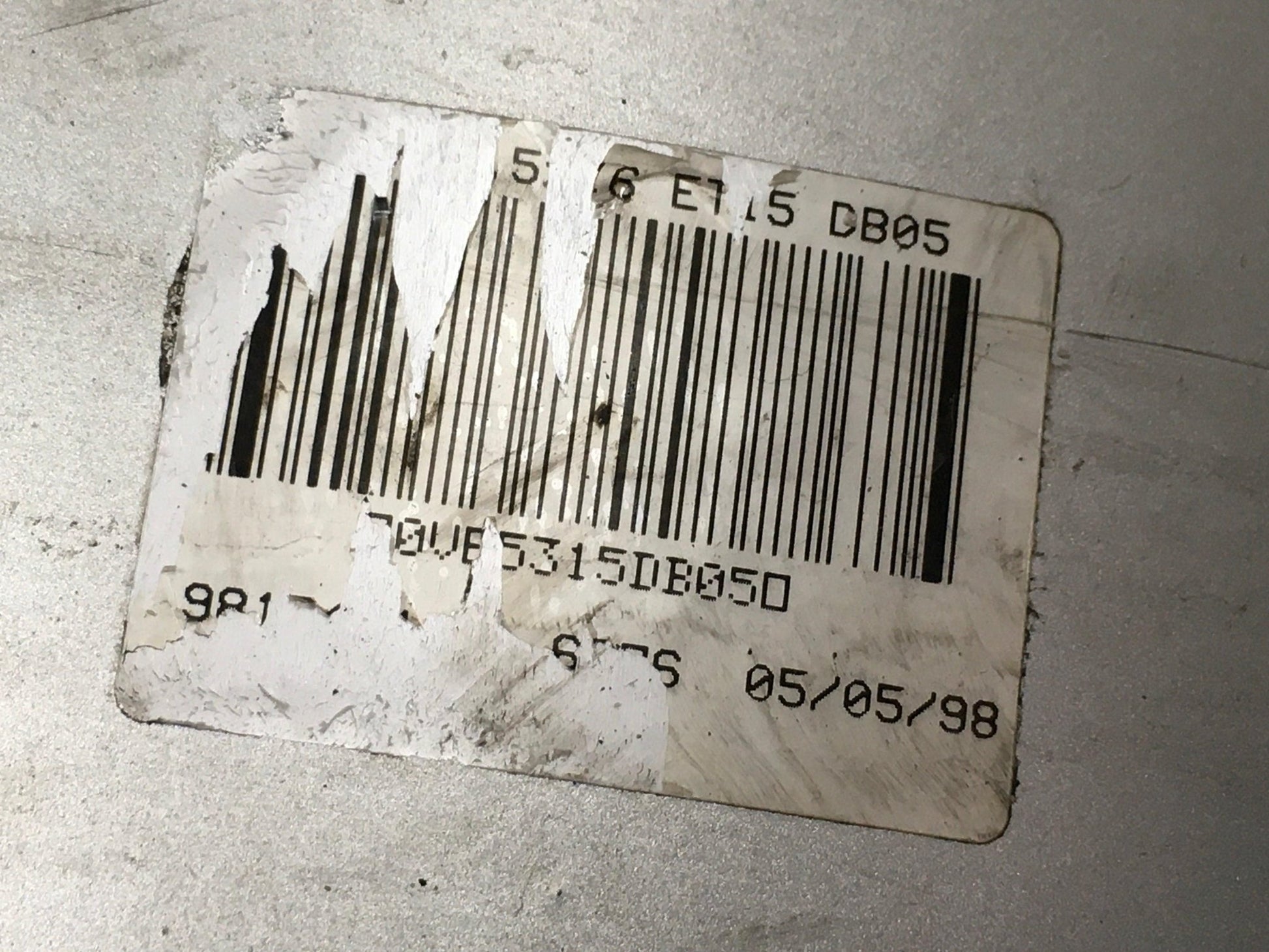 Llanta Mercedes W124 - 75JX16H2