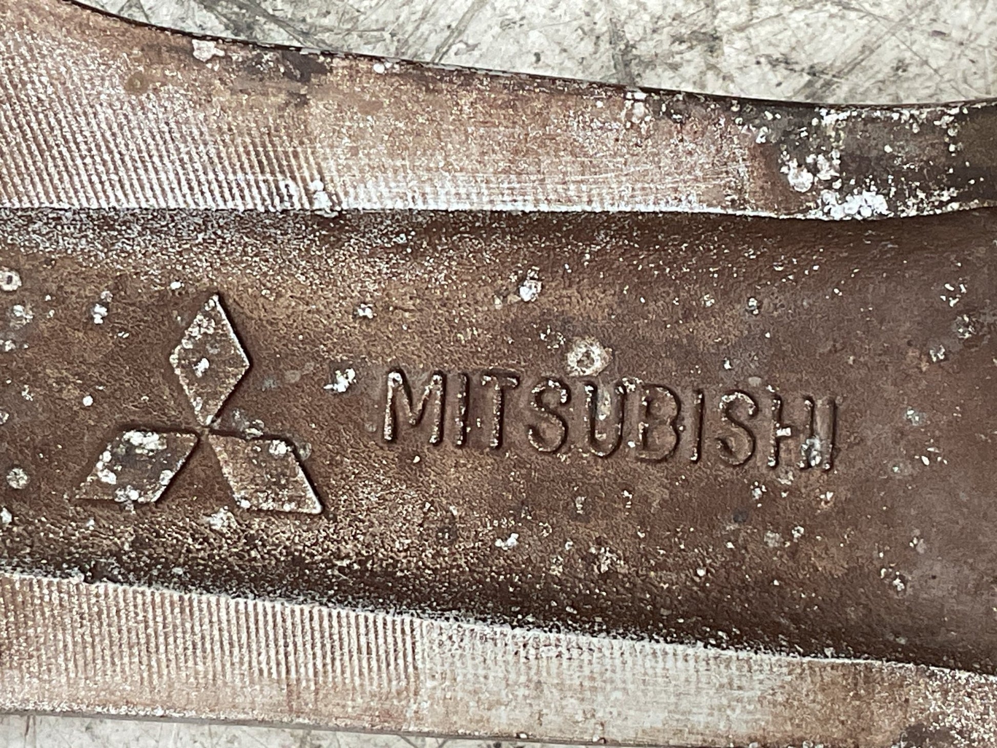 LLanta Mitsubishi Pajero Pinin 1998 - 2007 - SL1683