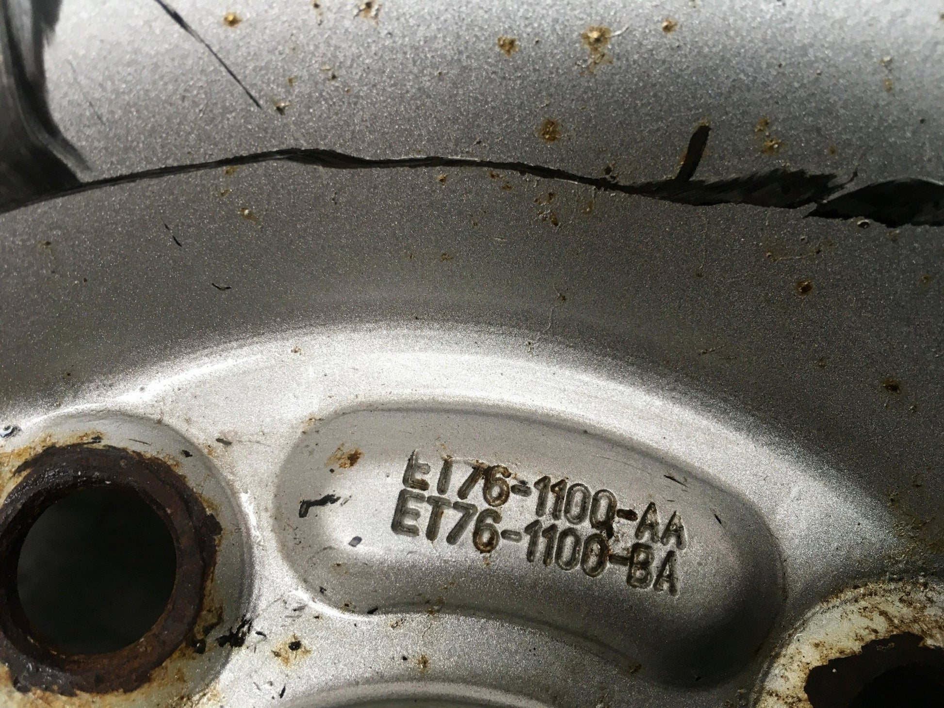 Llanta Repuesto Ford Courier I - ET761100AA