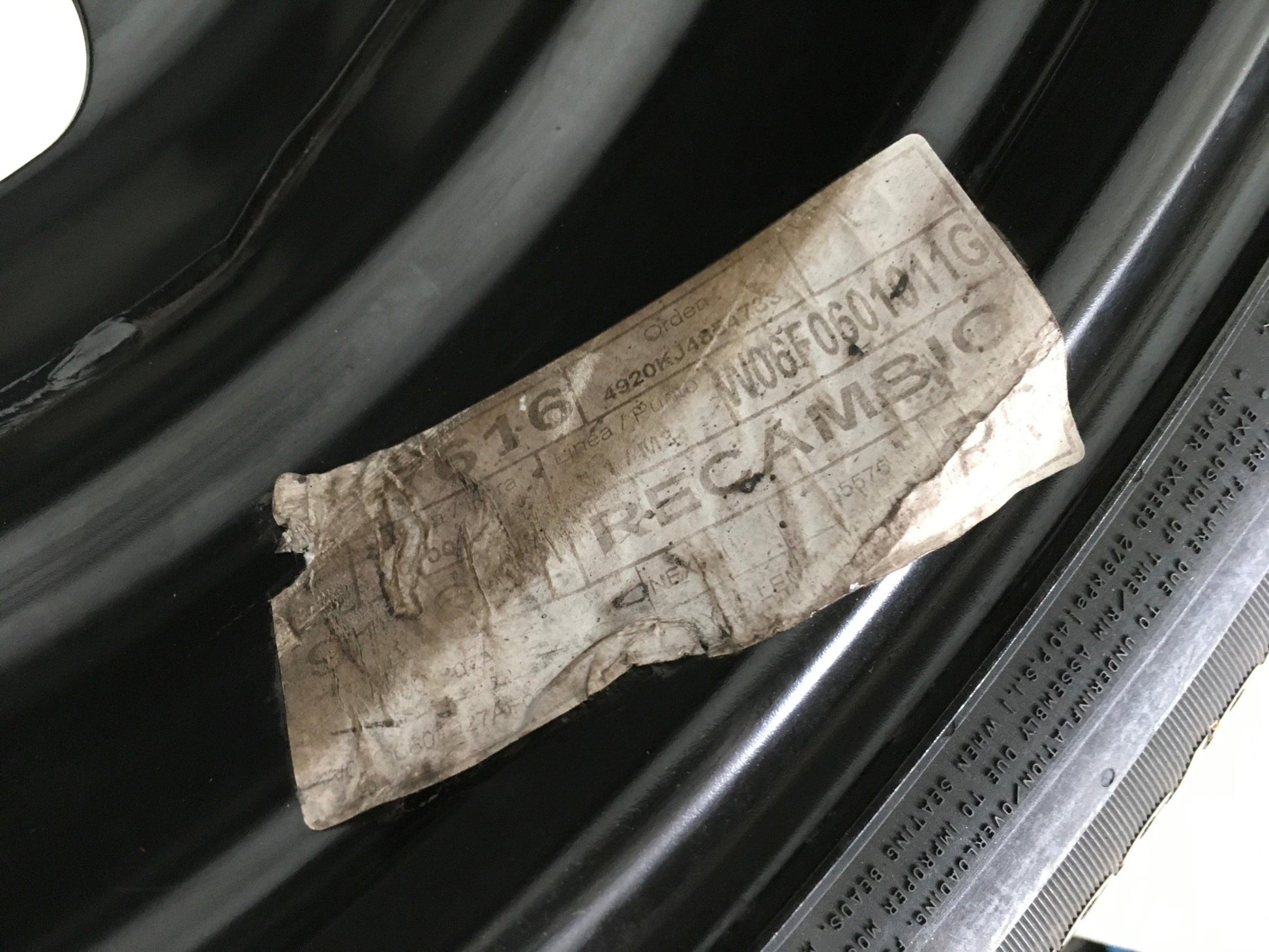 Llanta Repuesto VW 2Q0601027E - 2Q0601027E