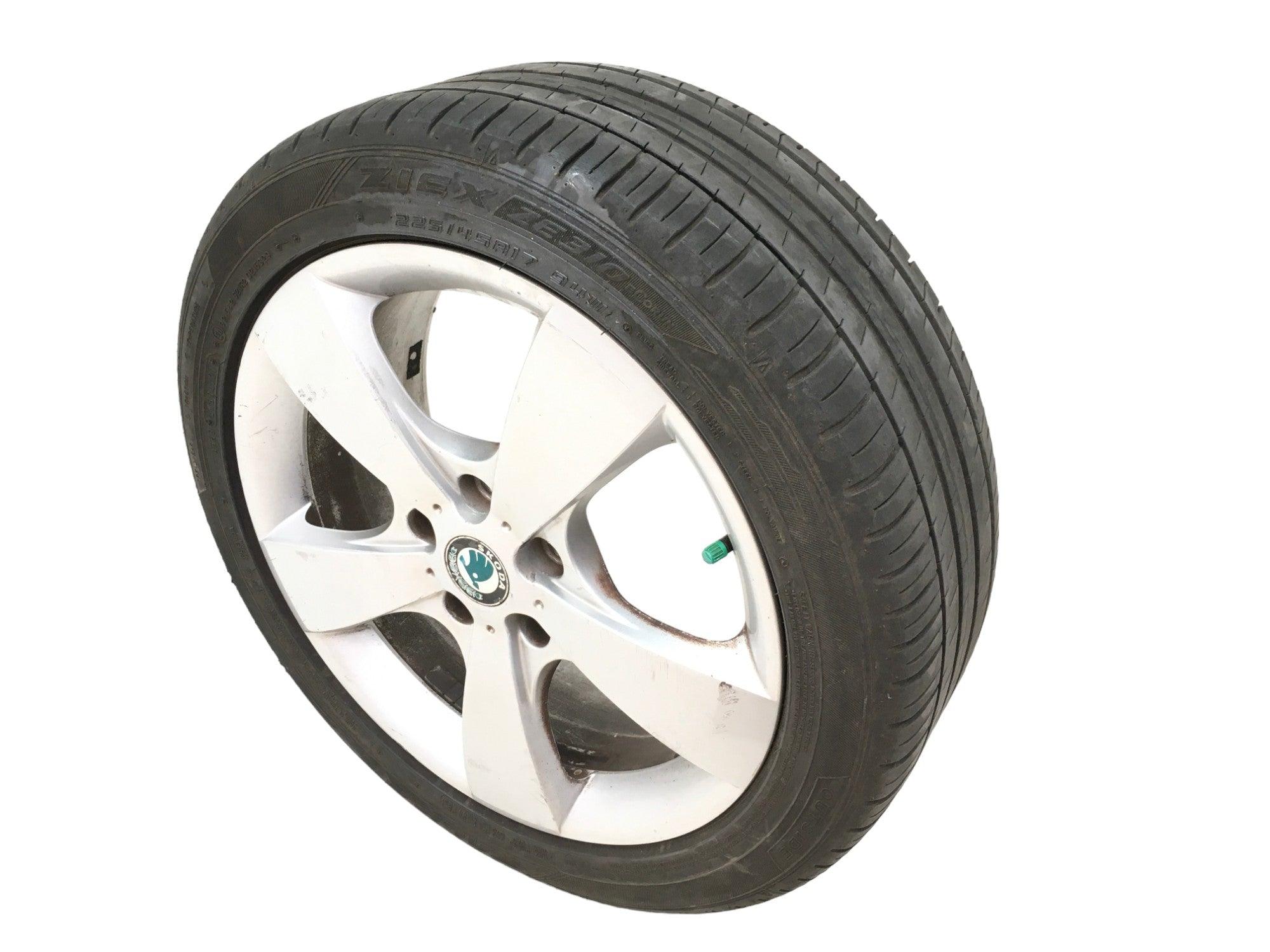 LLanta Skoda Octavia II 1Z - 1Z0601025D