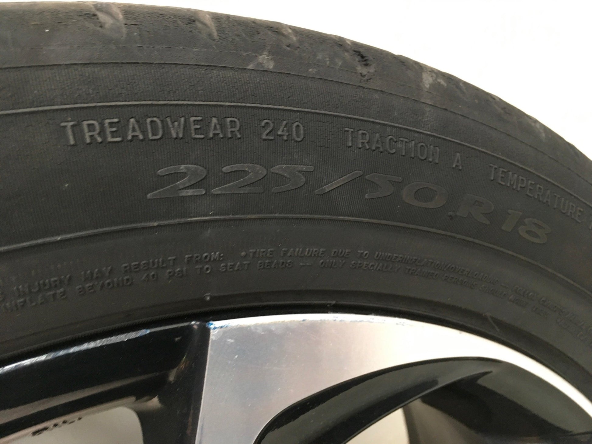 Llanta Toyota C - HR AX1 - CMS - 860/8