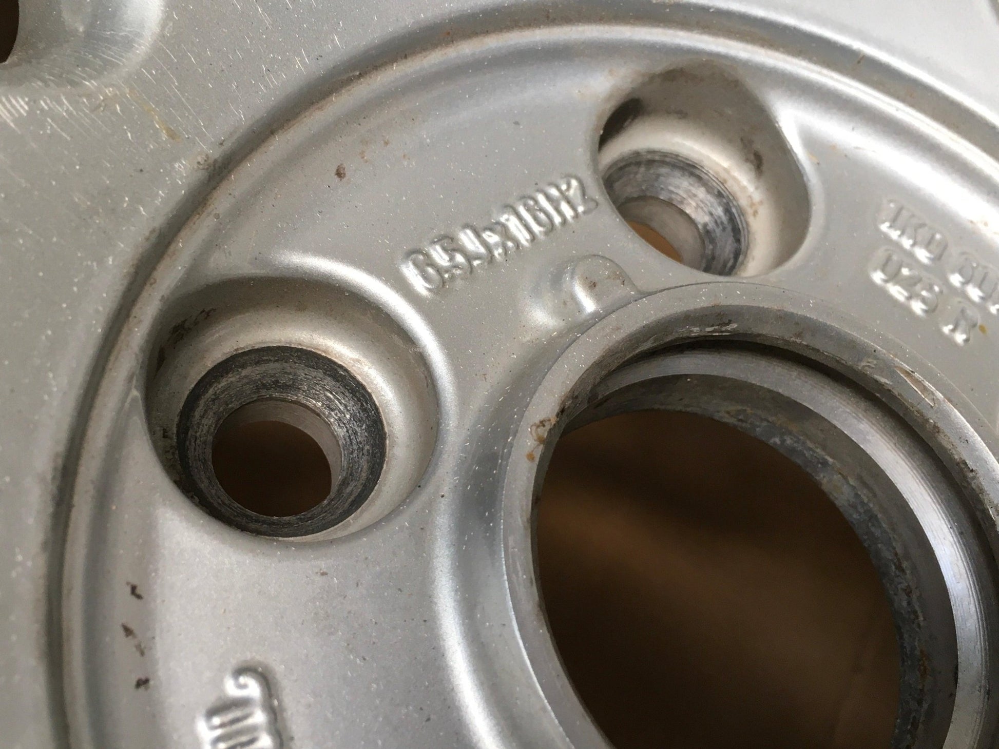 LLanta VW Golf V - 1K0601025R _