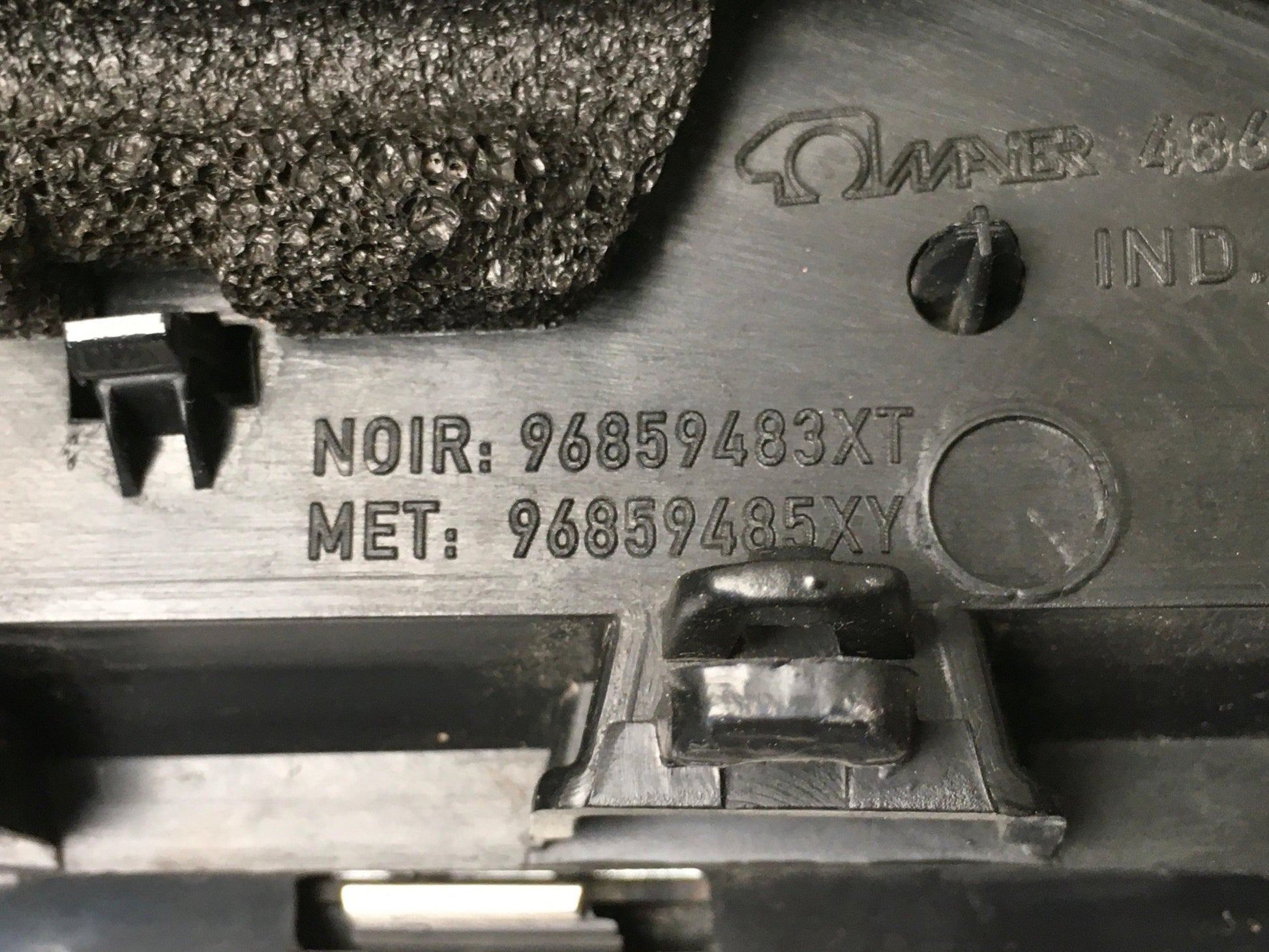 Luna del izq Peugeot 5008 I - 96859483XT