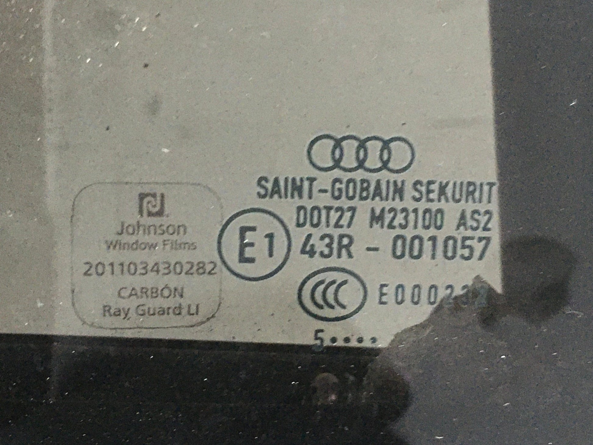 Luna tra dcha Audi A4 B7 Seat Exeo 3R Wagon - 8E0959802E