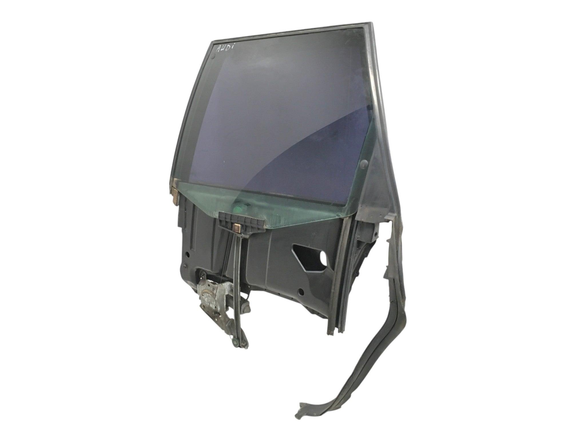 Luna tra dcho Audi 100 A6 C4 - 8A0959802