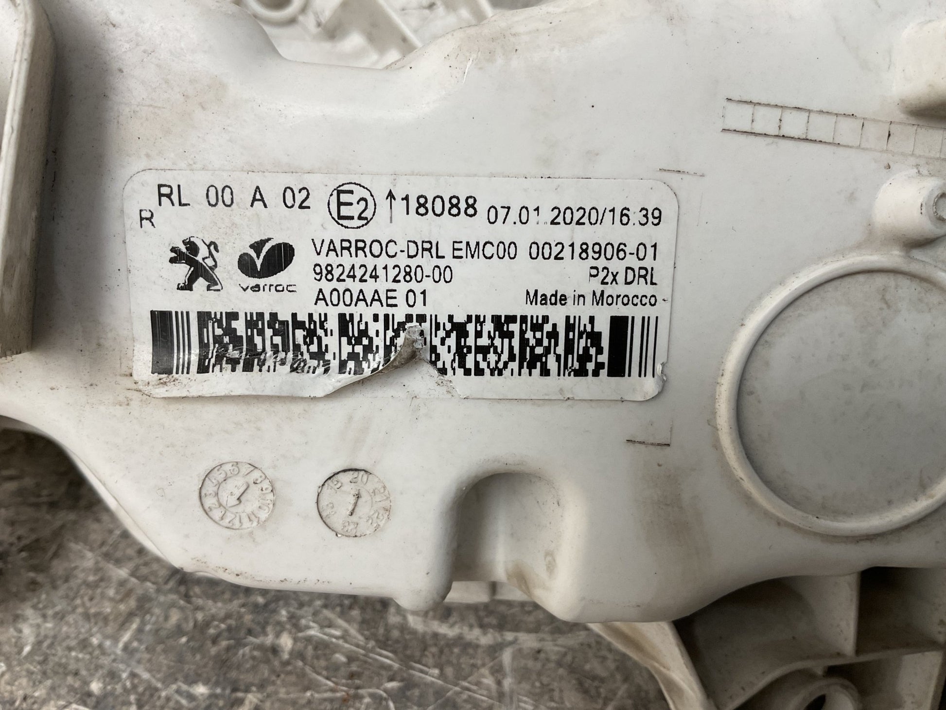 Luz Diurna Derecha Peugeot 208 2008 19 - 23 - 9824241280