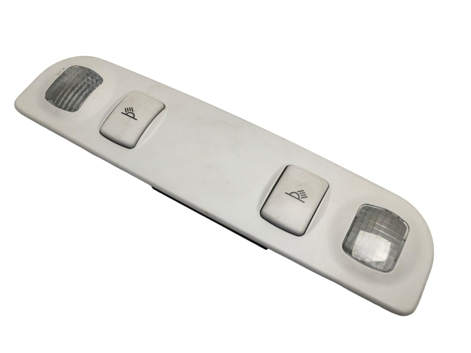 Luz Techo Audi A4 B7 / Seat Exeo - 8E0947111A