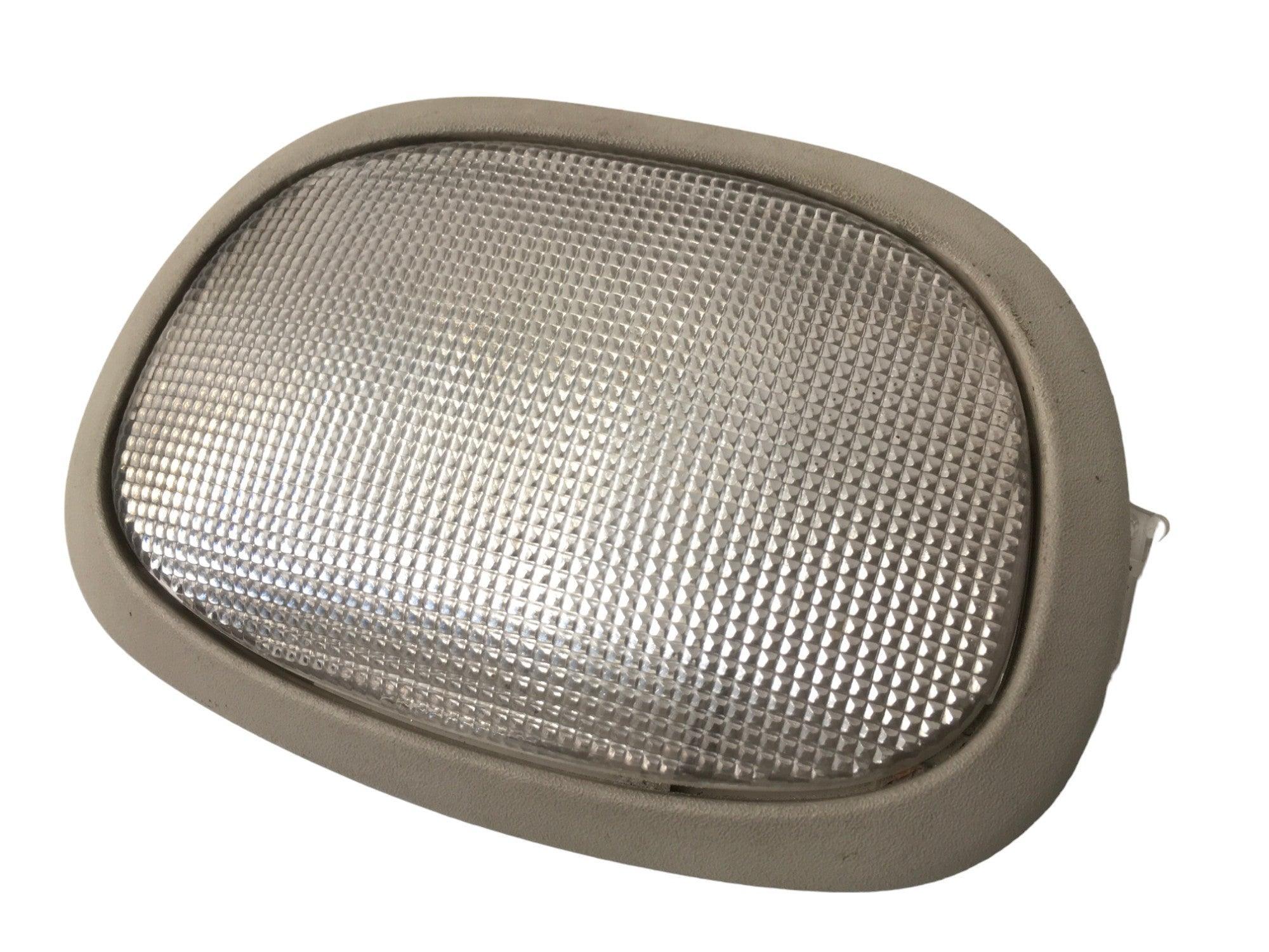 Luz techo interior Chrysler Voyager III - 04685242