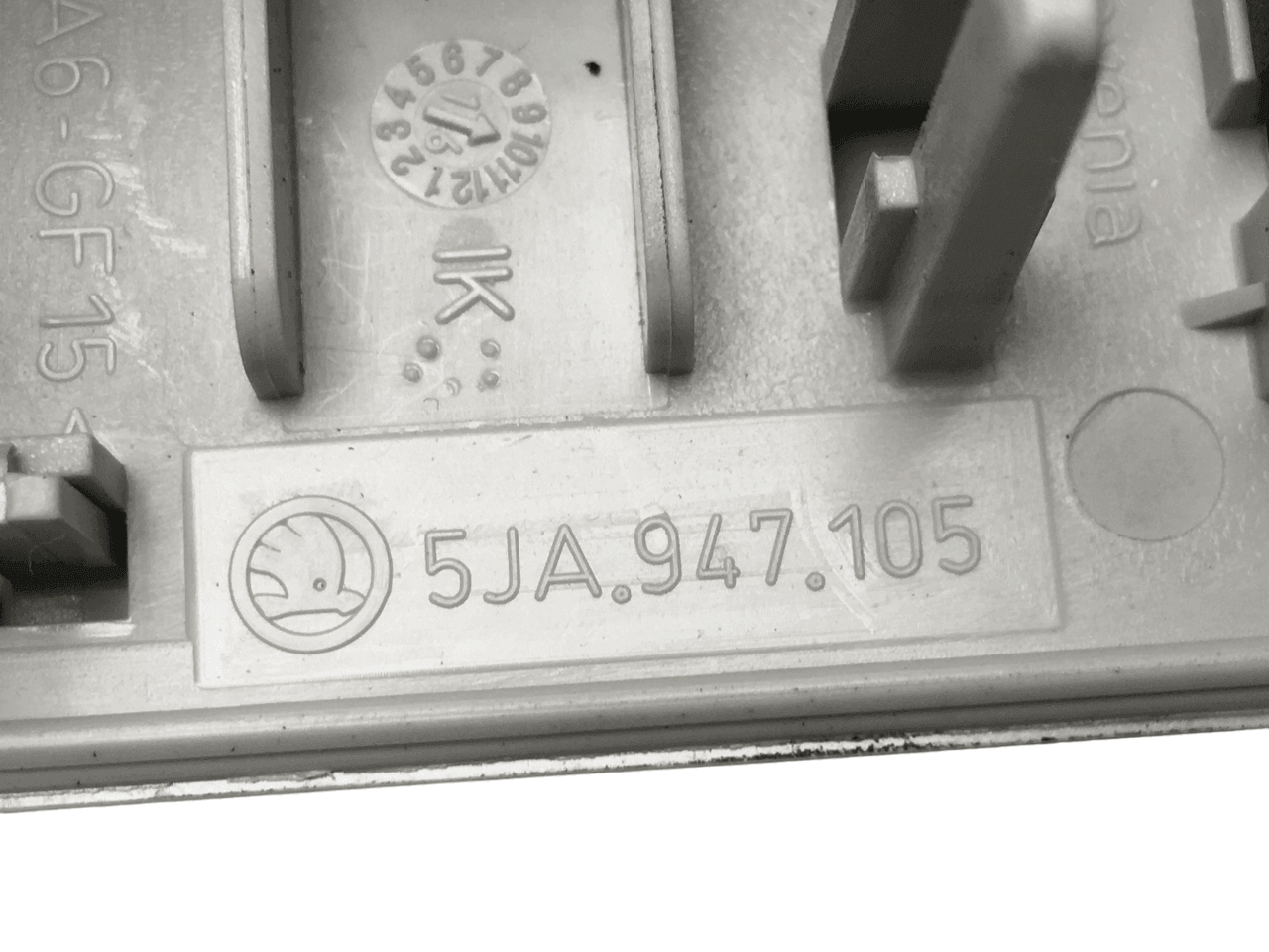 Luz techo interior Seat Toledo IV/ Skoda Rapid - 5JA947105