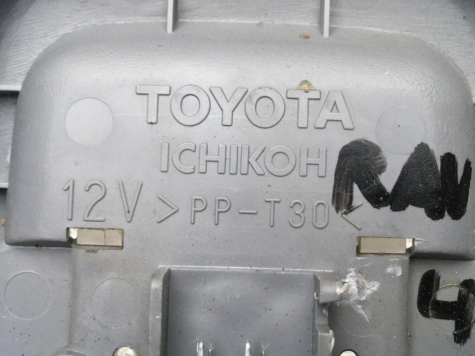 Luz techo interior Toyota Rav4 II
