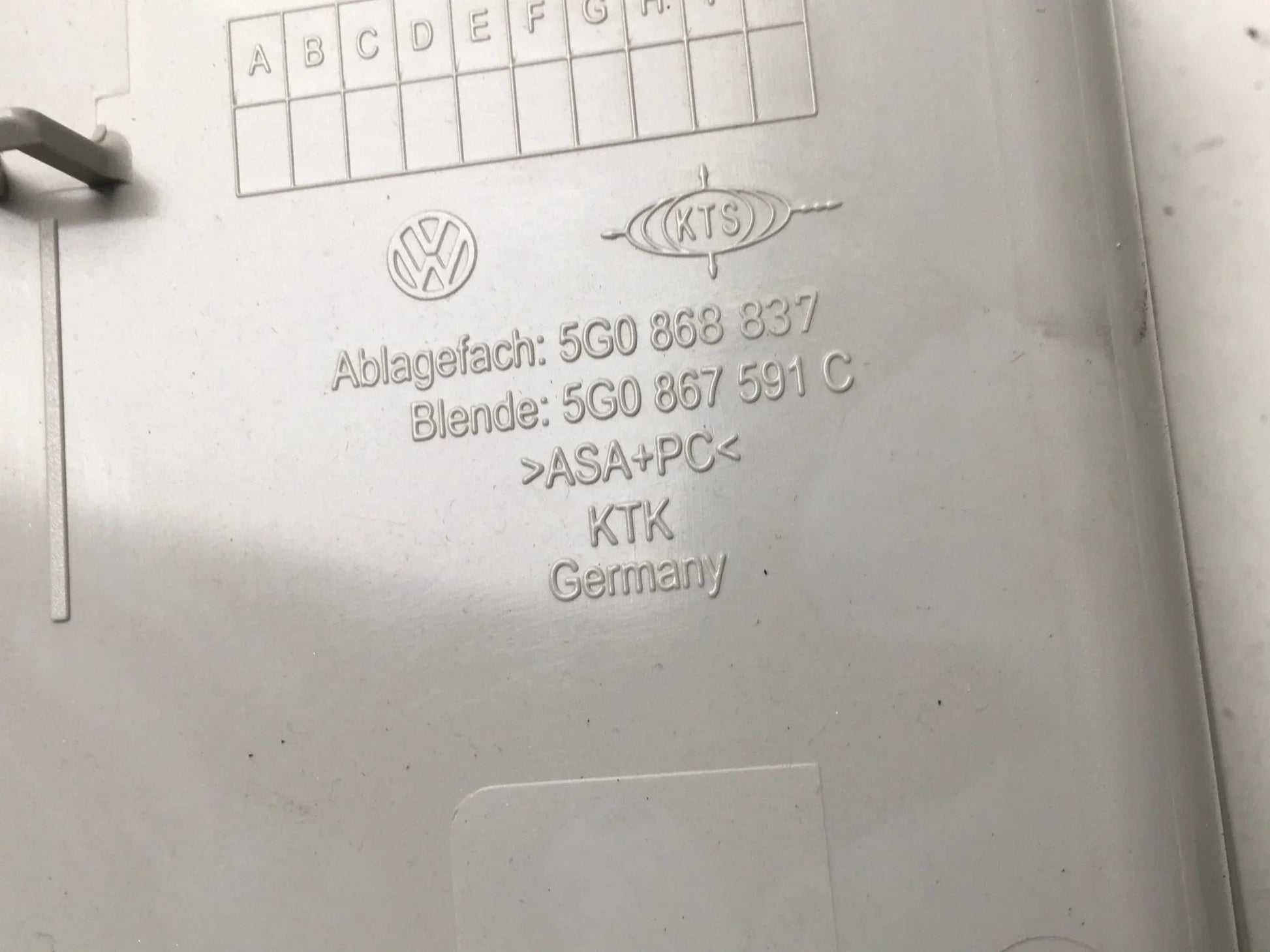 Luz techo interior VW 5G0868837