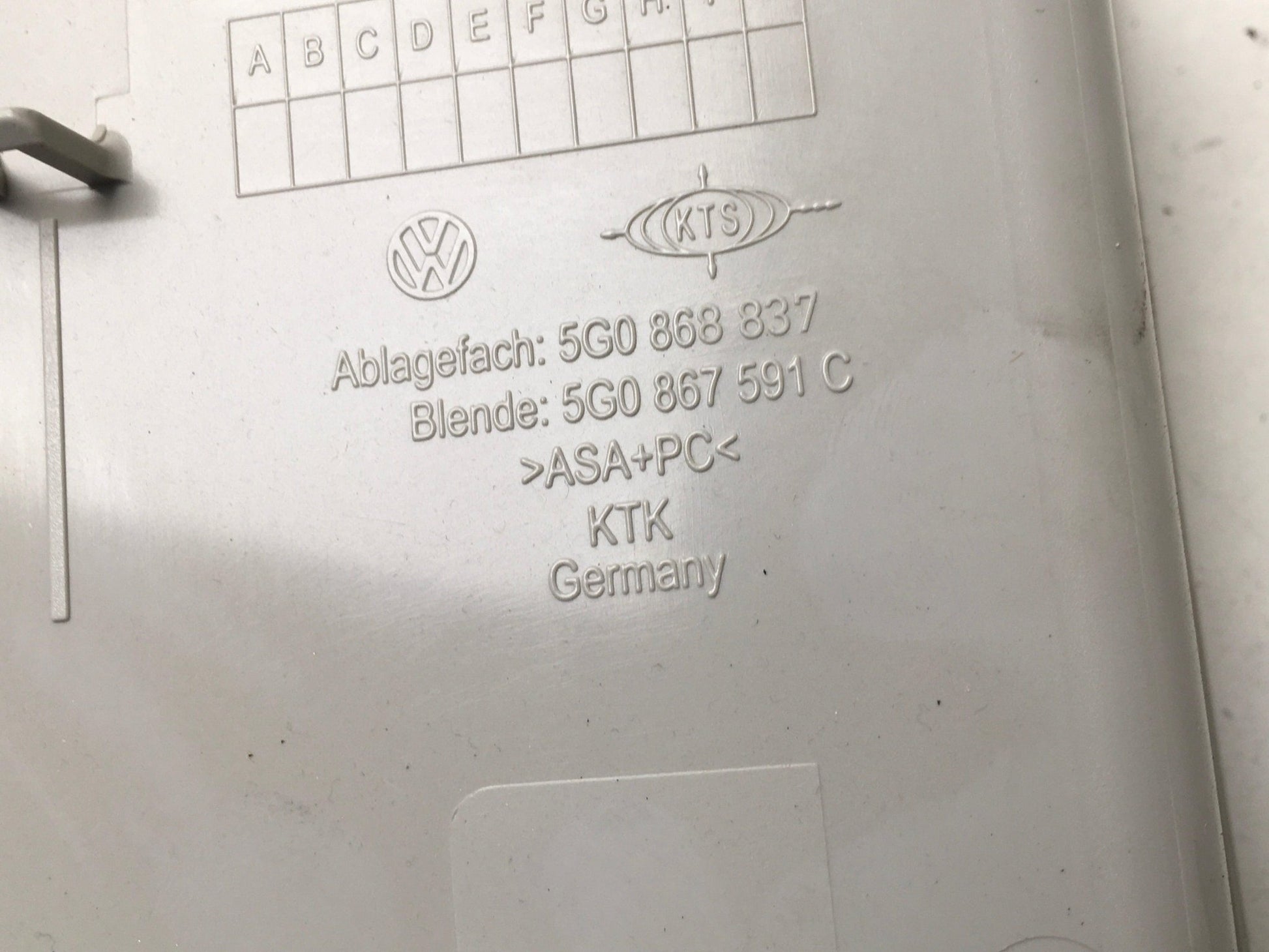 Luz techo interior VW 5G0868837 - 5G0868837