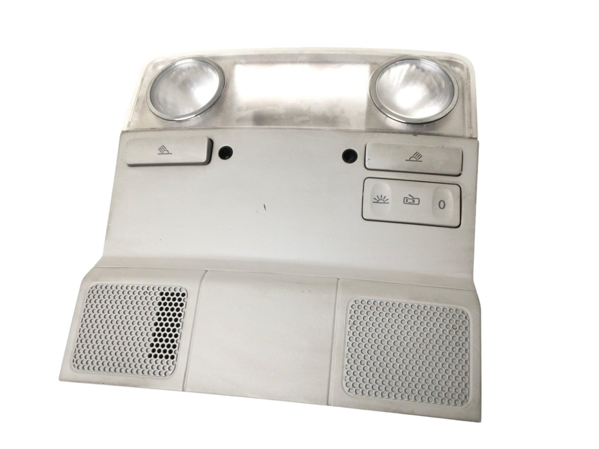 Luz techo VW Golf V 1K - 1K0947105G