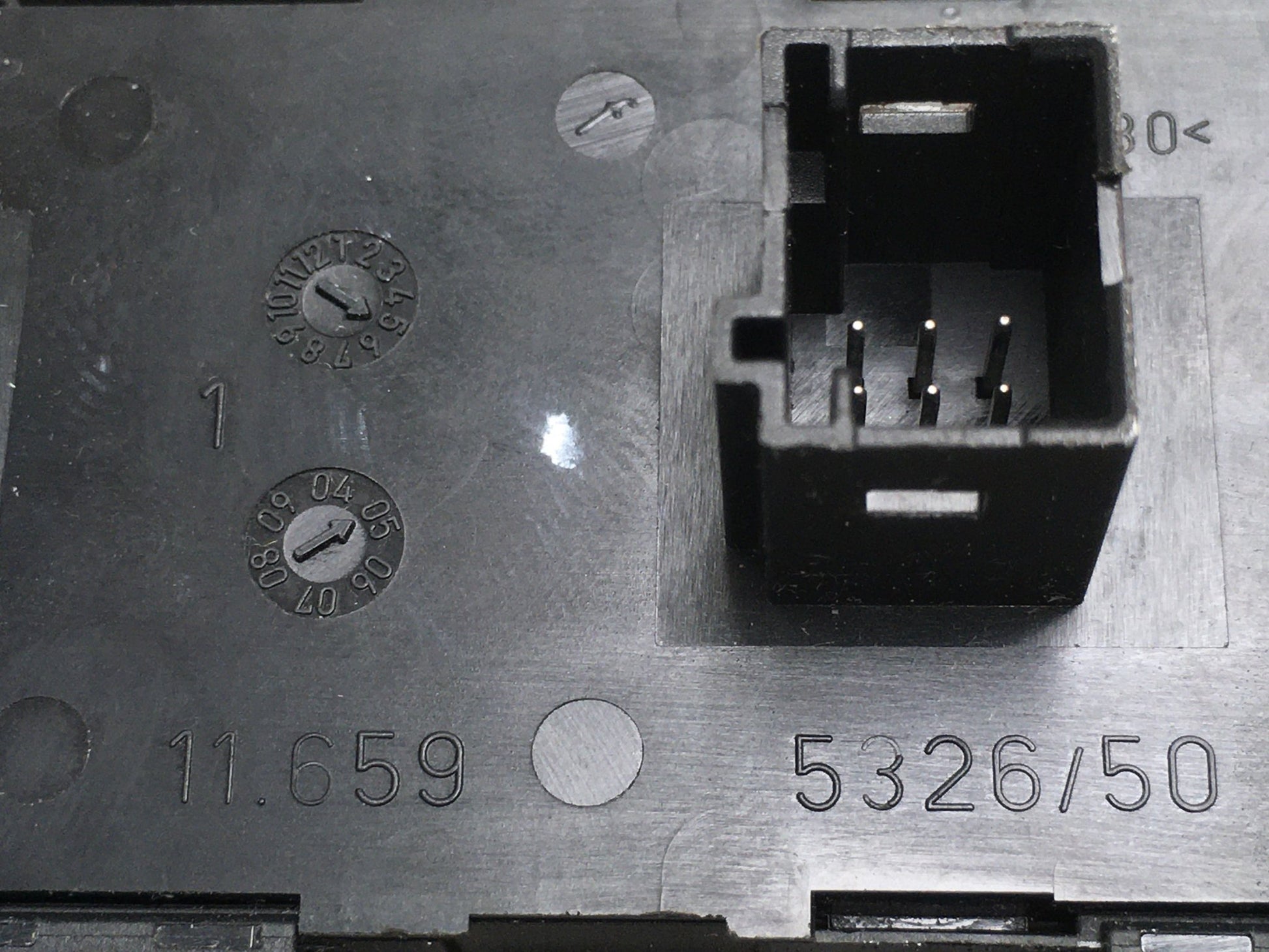 Mando Elevalunas del izq Citroen C6 TD - 96519384ZD