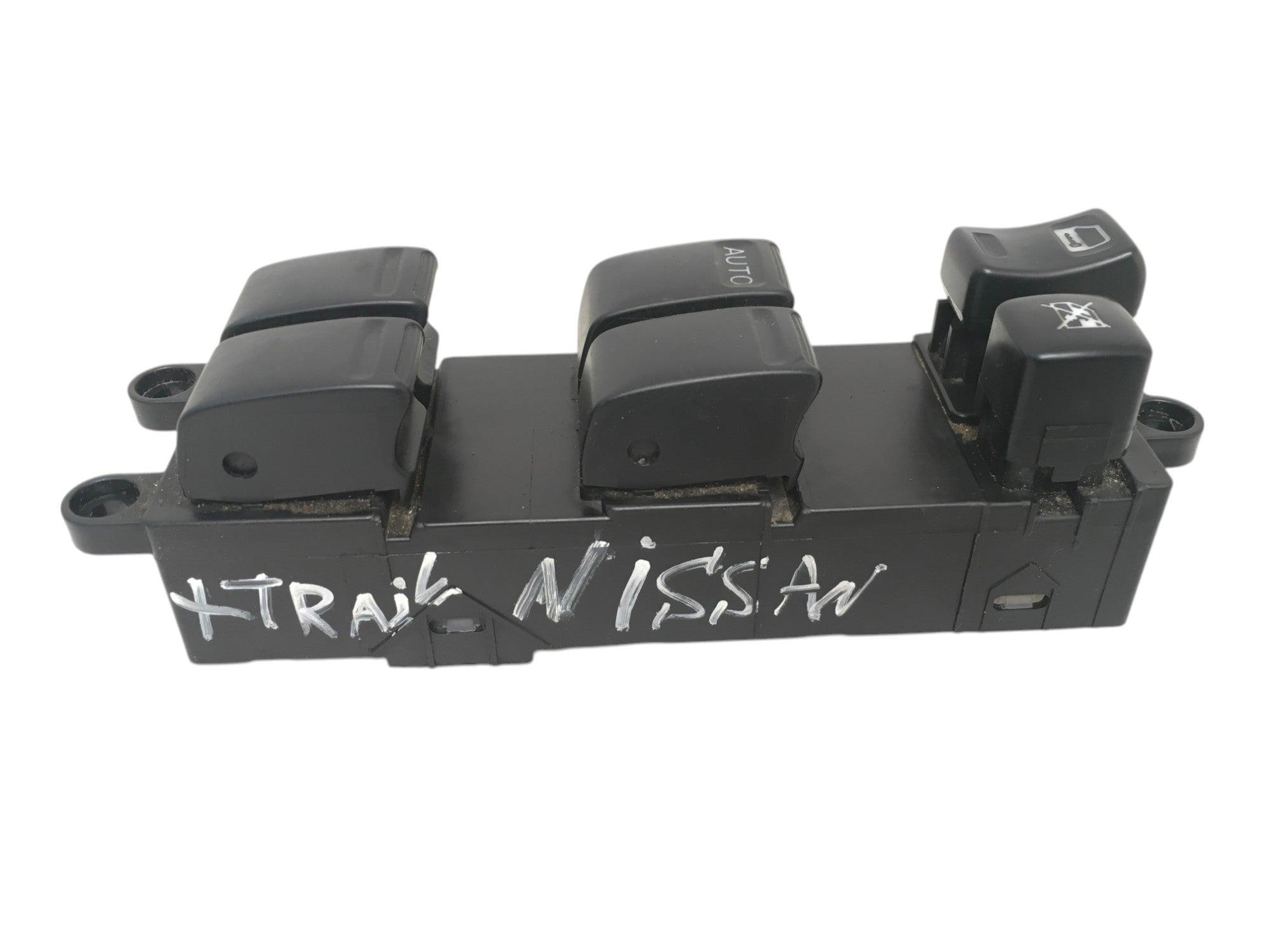 Mando Elevalunas del izq Nissan X - Trail T30 - 25401EQ305