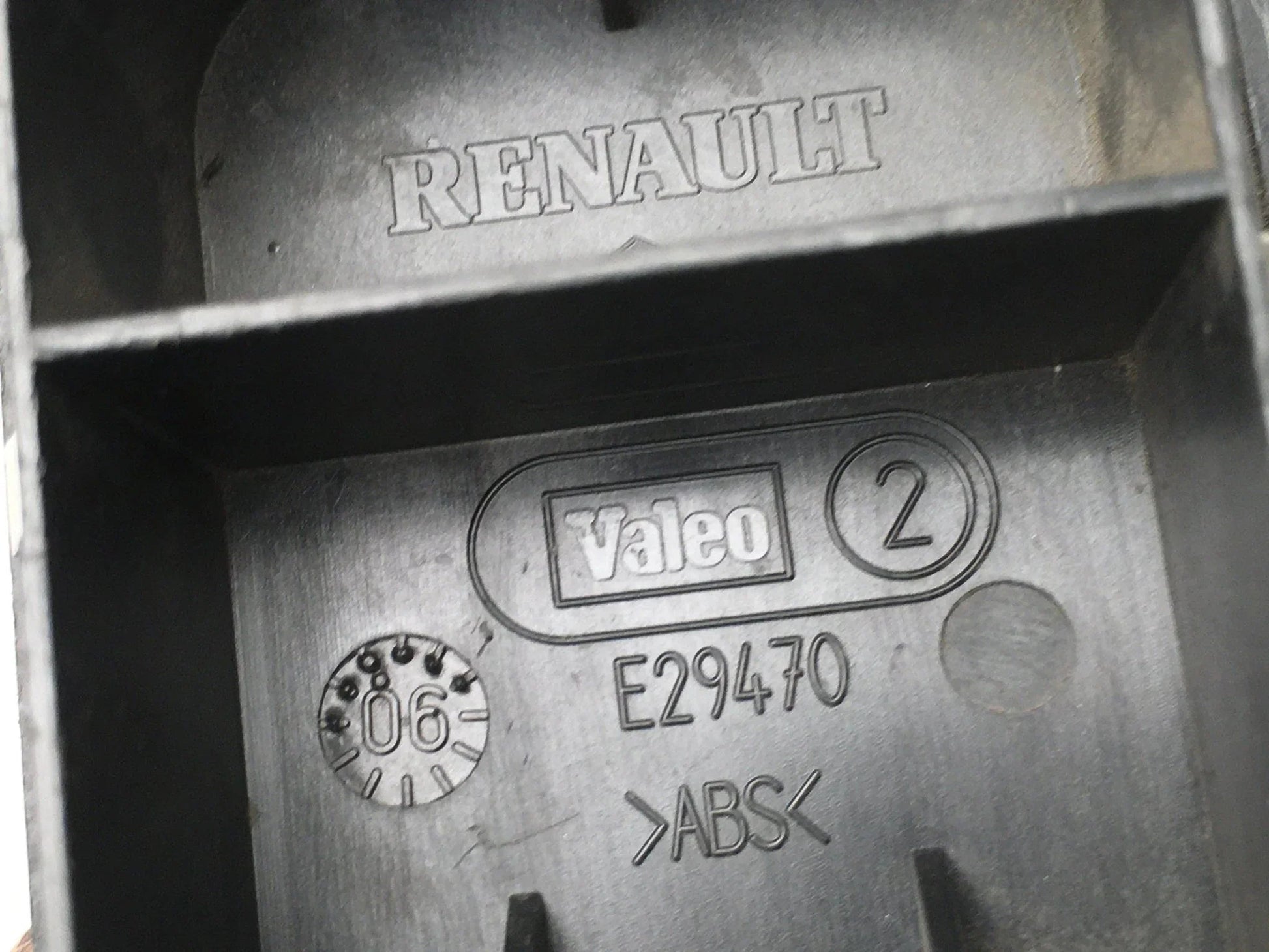 Mando elevalunas Renault Clio III