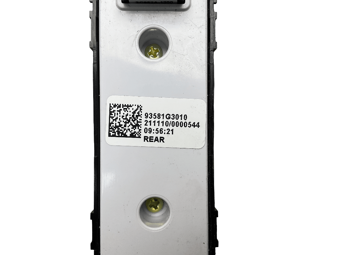 Mando elevalunas tra izq Hyundai i30 17-22 - 93581G3010 _