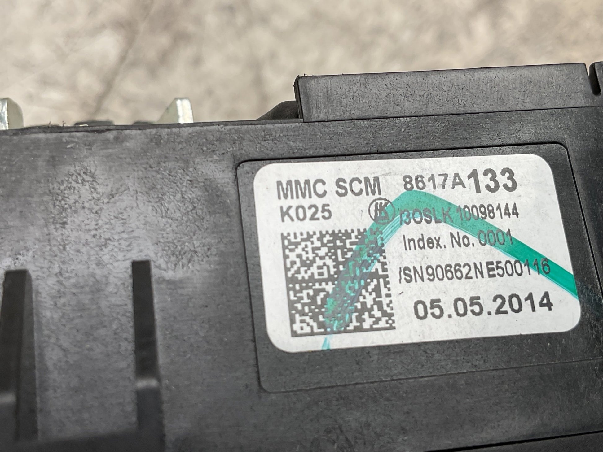 Mando Multifuncion Mitsubishi Space Star 13 - 22 - 8617A133