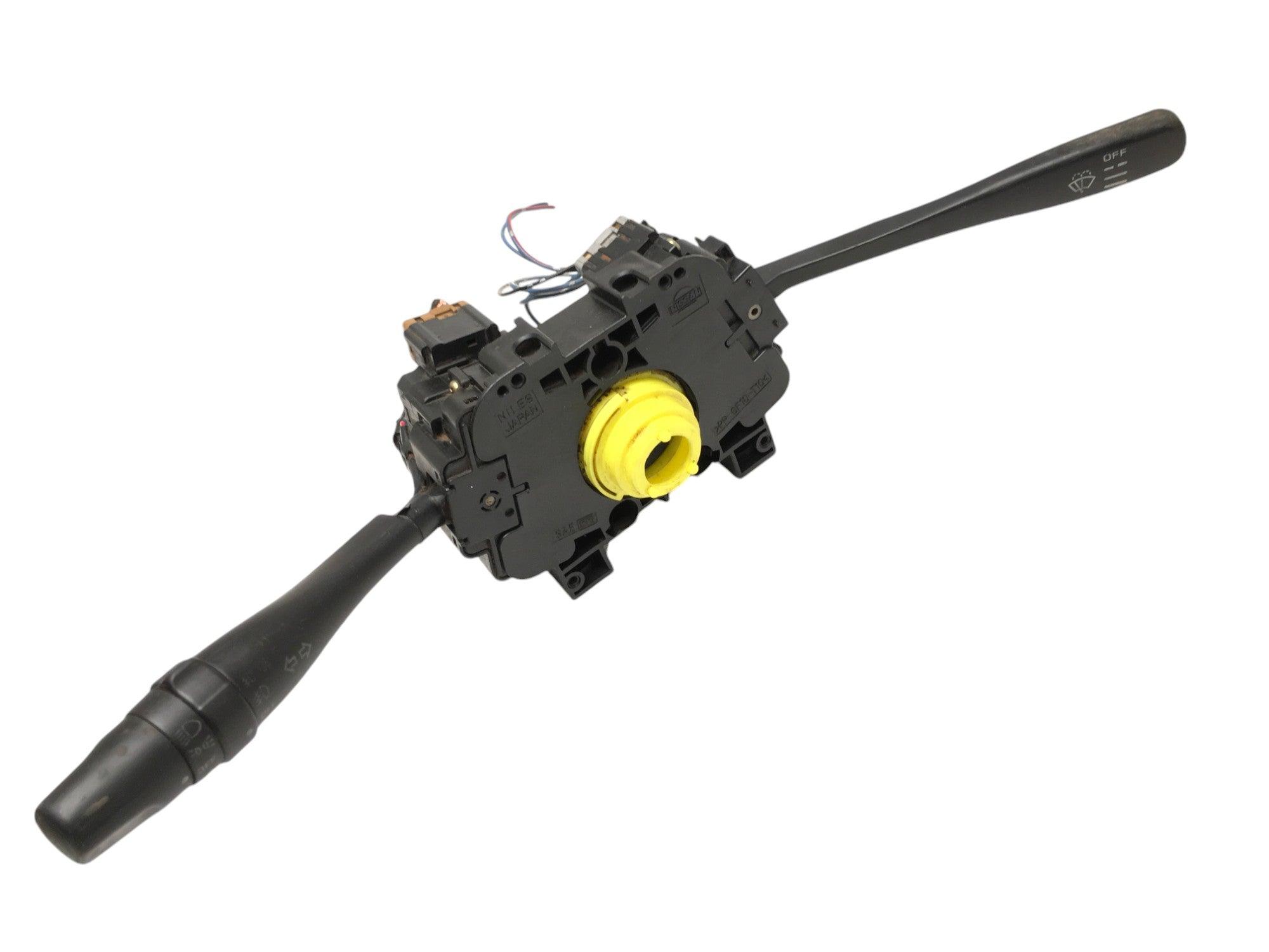 Mando Multifuncion Nissan Navara D22 - 25567VB010