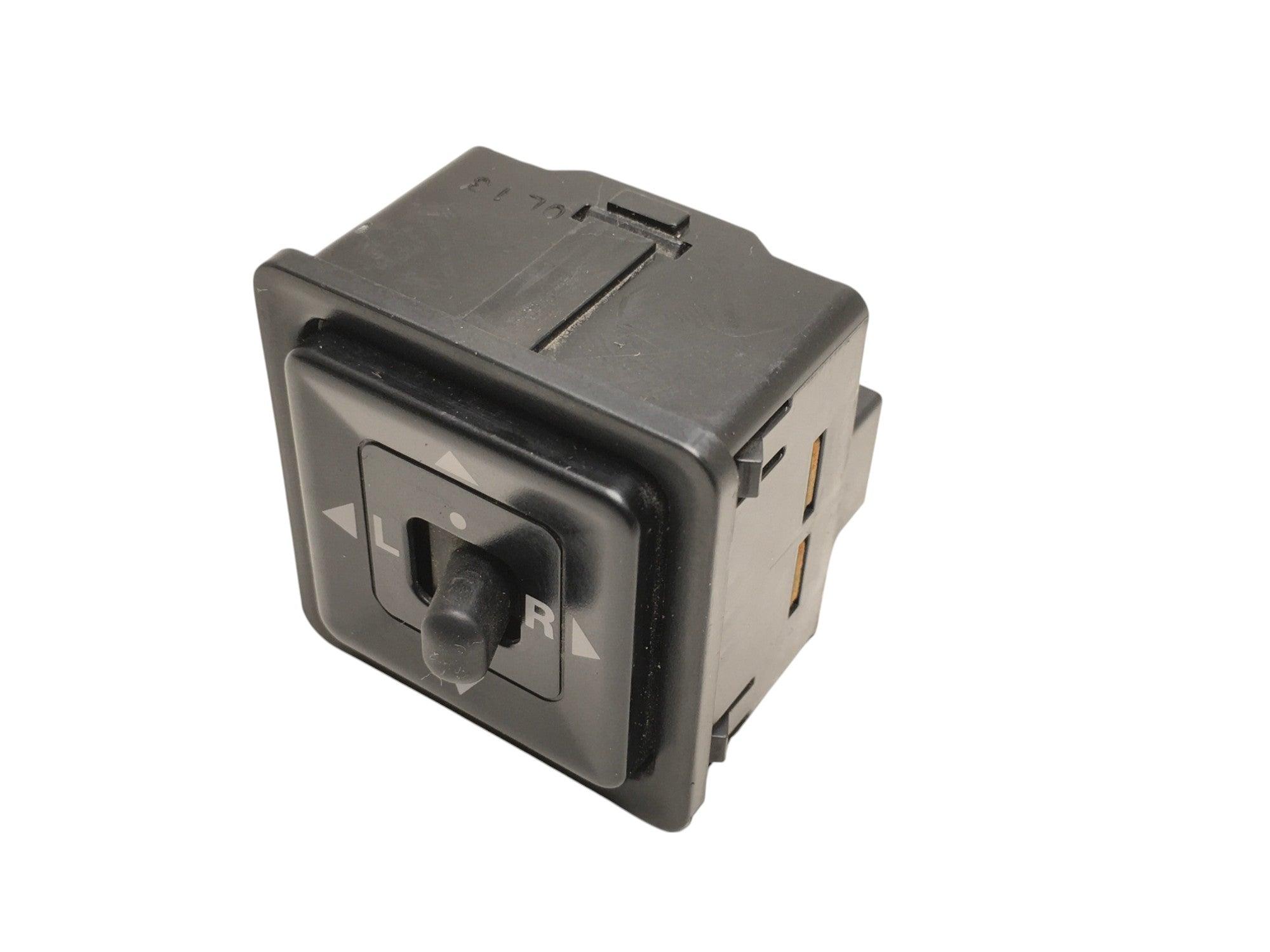 Mando Retrovisores Mitsubishi Pajero II - MB561810