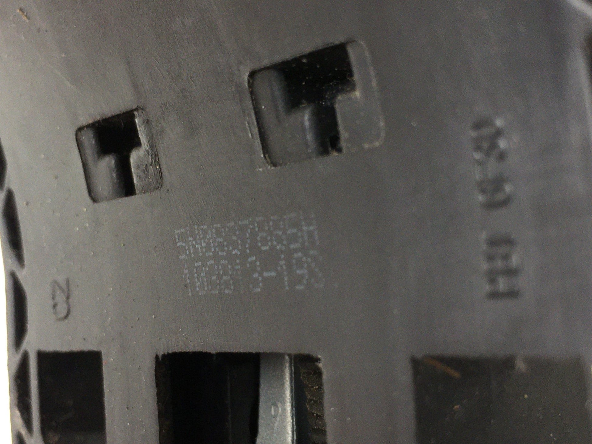 Maneta del derecha VW Tiguan - 5N0837885H