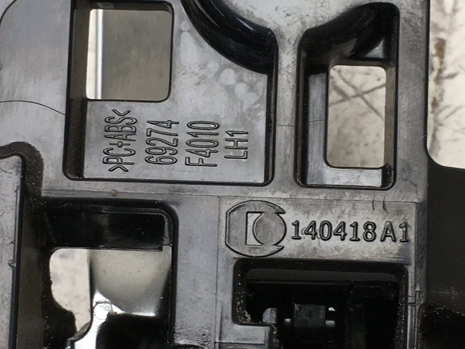 Maneta interior del izq Toyota C-HR X1 - 69274F4010